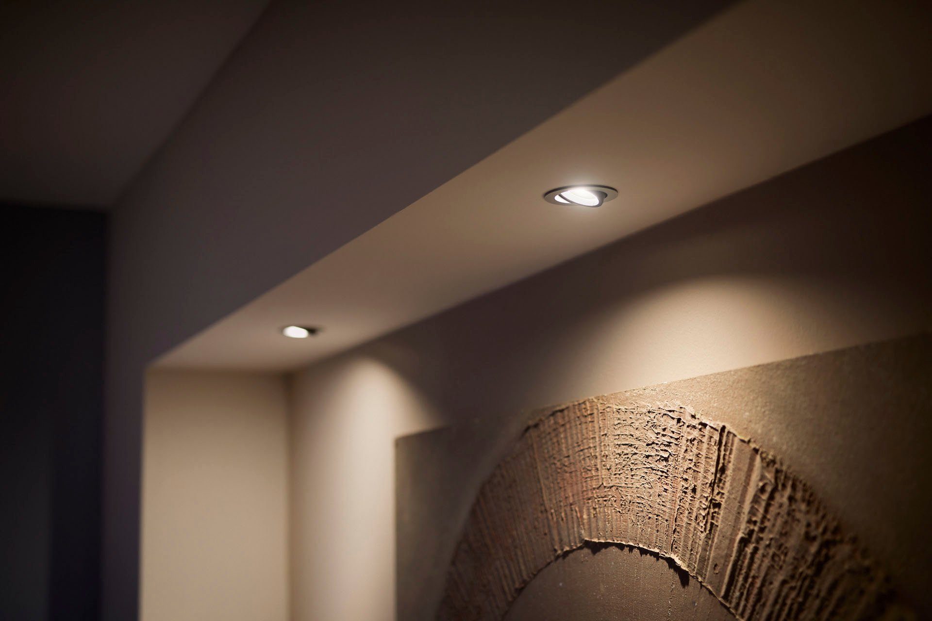 Philips Hue LED Flutlichtstrahler Centura, wechselbar, Dimmfunktion, Farbwechsler Leuchtmittel