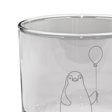 Mr. & Mrs. Panda Whiskyglas Pinguin Luftballon - Transparent - Geschenk, Kind, Whiskey Glas, Whis, Premium Glas, Mit Liebe graviert