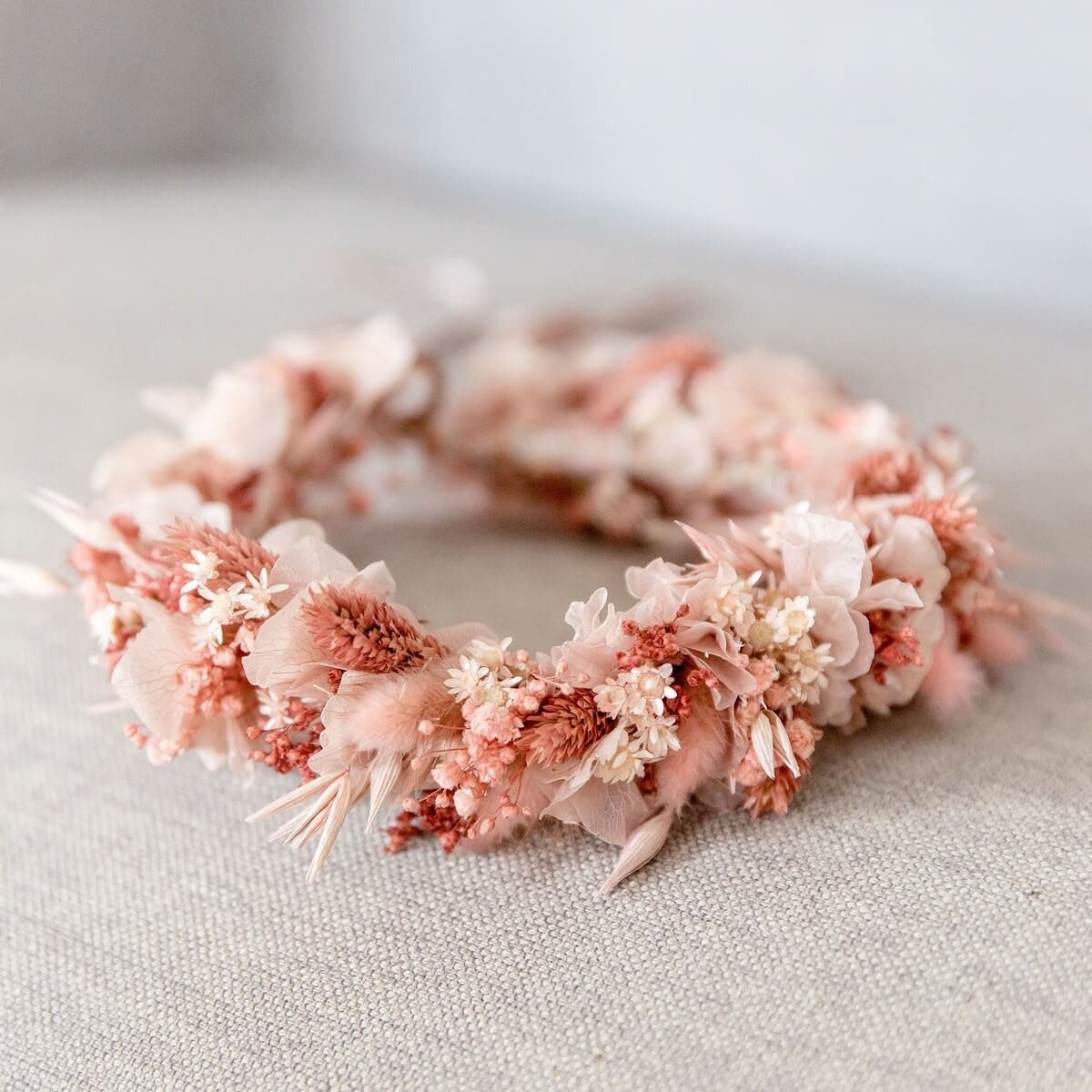 LYKKE & You Haarband Haarkranz Trockenblumen rosa-monochrome