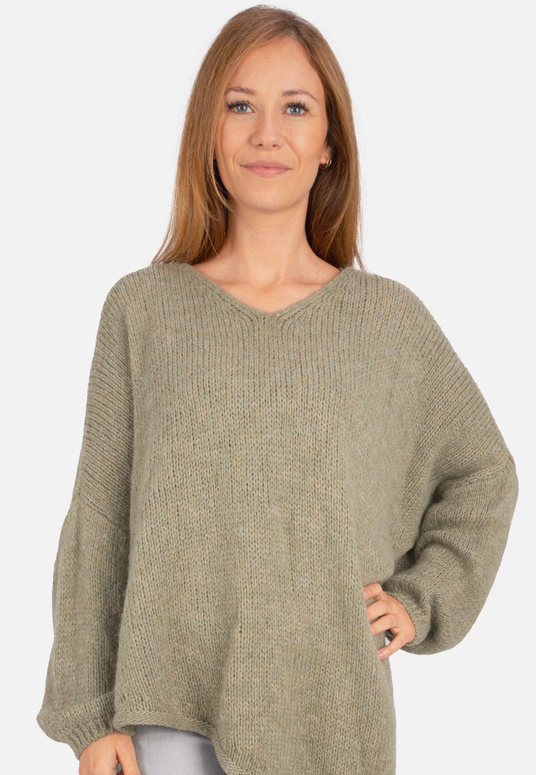 geschnittener Pullover mit V-Ausschnitt-Pullover Seasons oversized Khaki April Schlitz of Rica seitlichem Asymmetrisch,