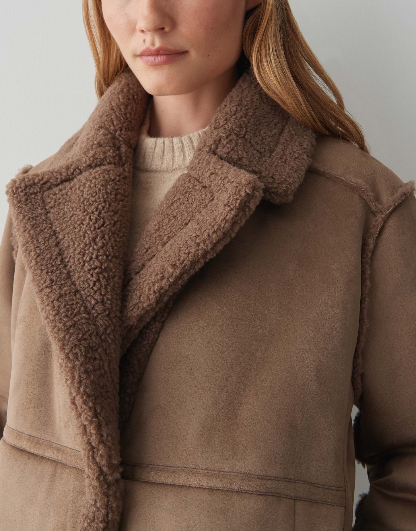 OPUS Winterjacke HENOLA in Lammfell Optik überschnittene Schulter mit Langarm, Hemdblusenkragen