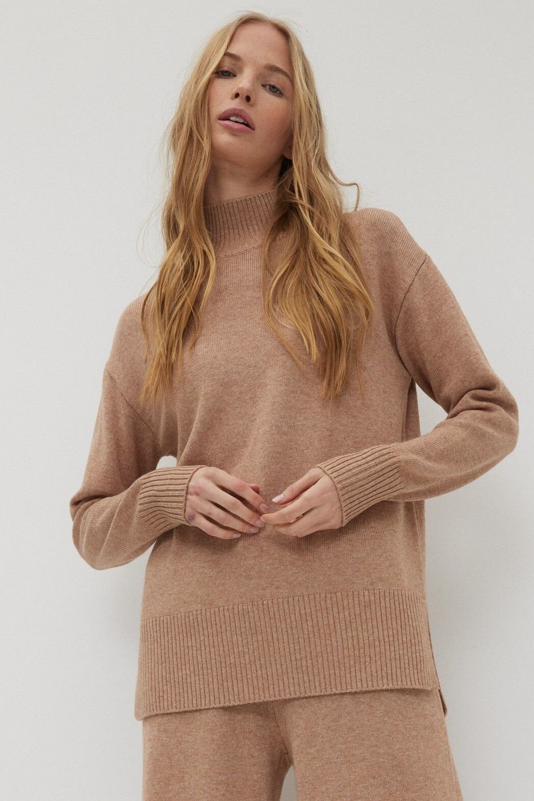 THE FASHION PEOPLE Rundhalspullover long knitted Turtleneck