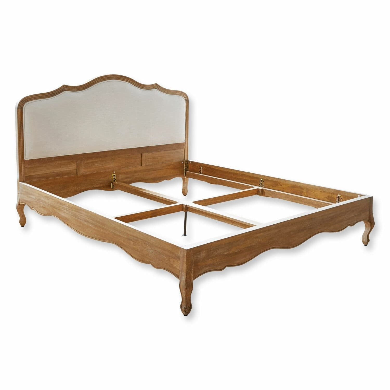 Mirabeau Bett romantisches Bettgestell Serravalle aus Mangoholz mit Kopftei günstig online kaufen