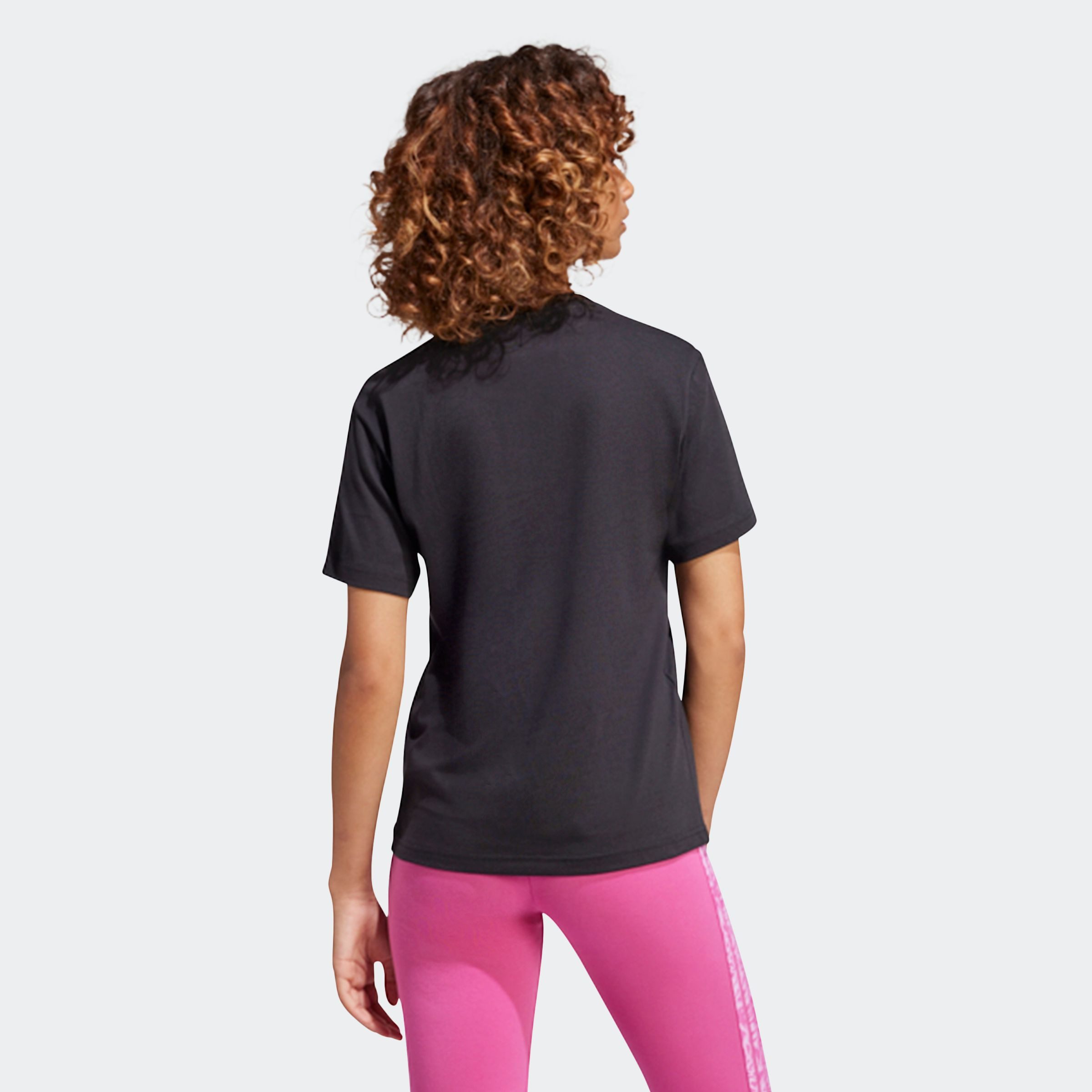 adidas Sportswear T-Shirt LOUNGE MINI GRAPHIC sportlicher Stil, mit auffälliger Grafik, aus Baumwolle