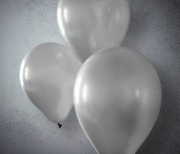 MyBeautyworld24 Luftballon 50 St. Luftballon Silber ca 25 cm Dekoration Hochzeit Party Geburtstag
