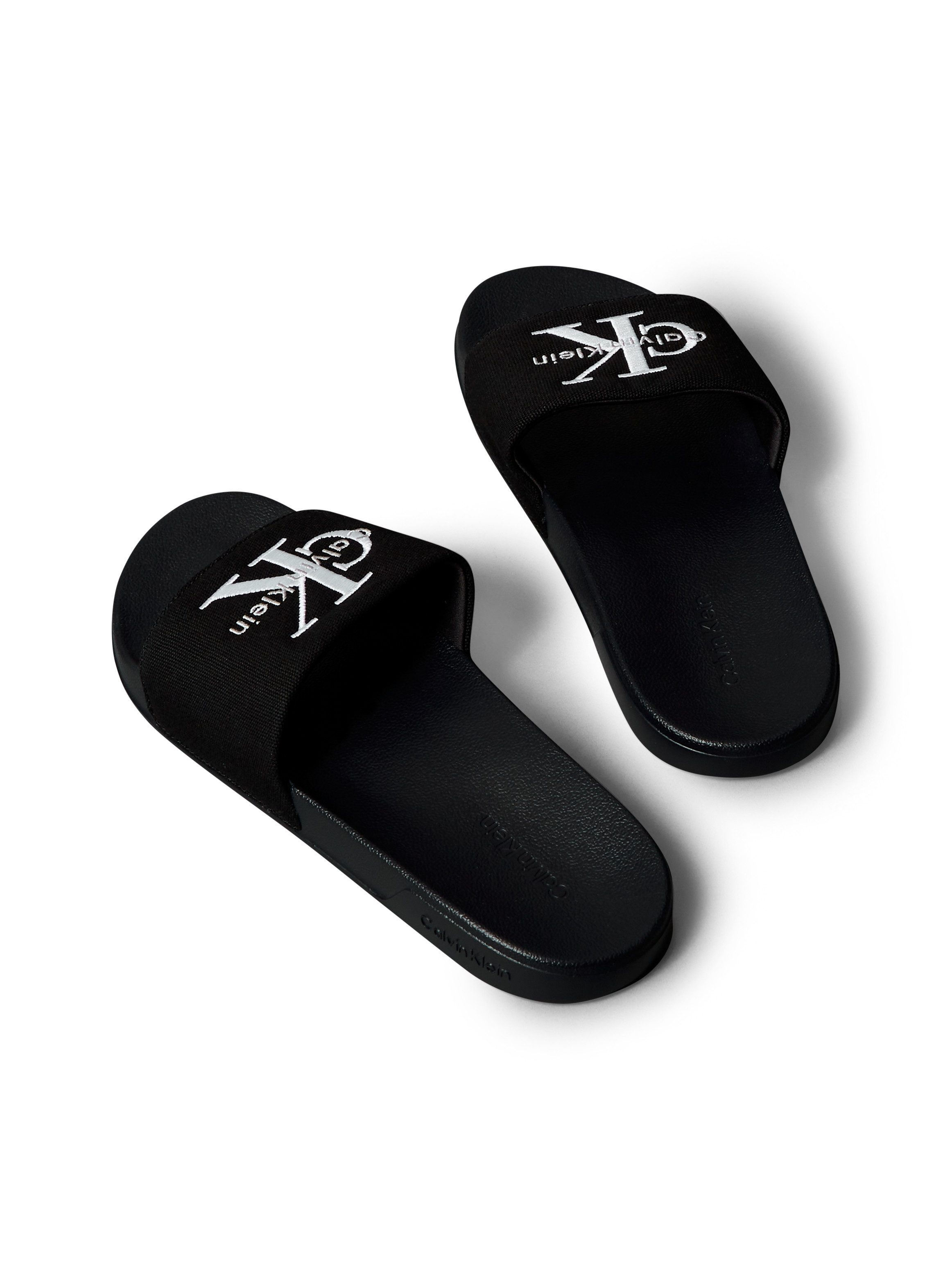 Calvin Klein Jeans ESS SLIDE CV Pantolette Badeschuh, Flat, Poolslides mit Logoschriftzug
