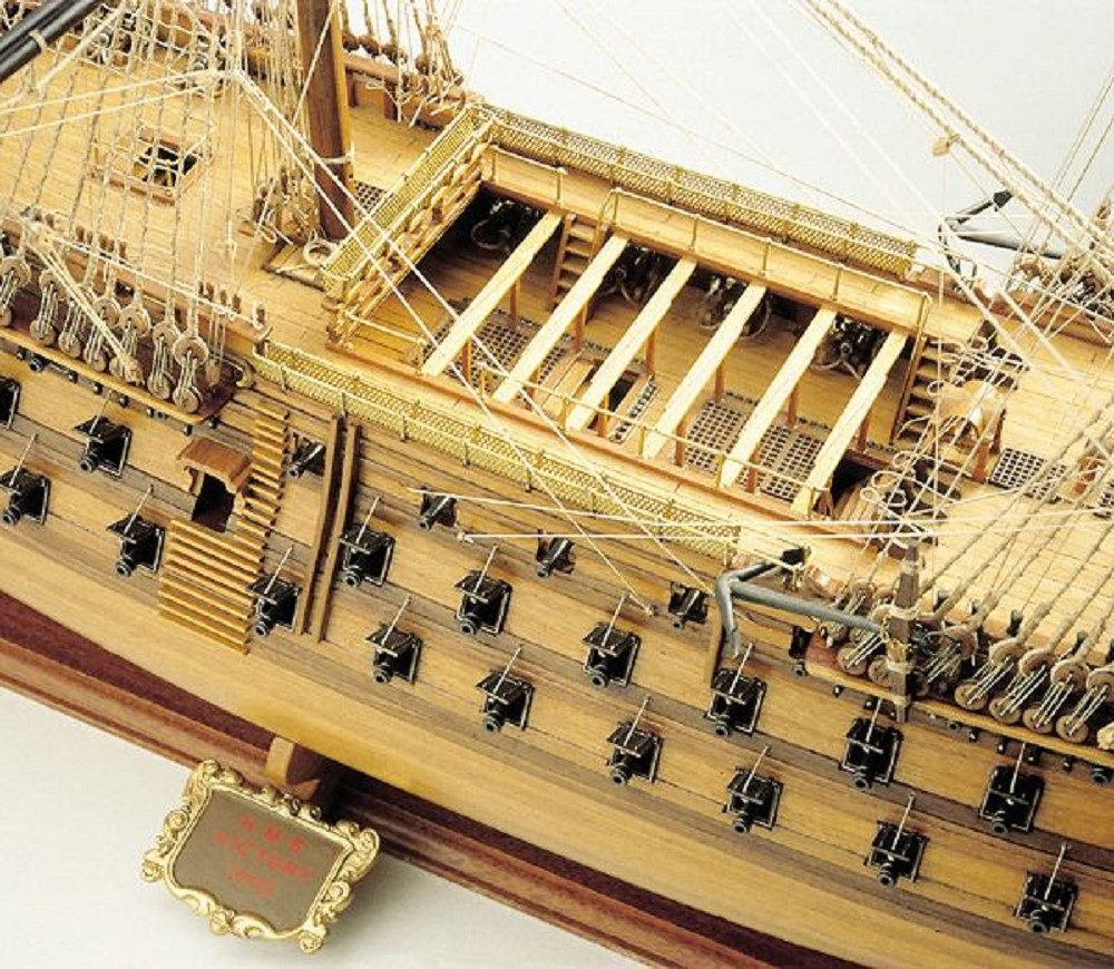 COREL Modellbausatz HMS Victory Bausatz 1:98 - Historisches Schiffsmodell der britischen F