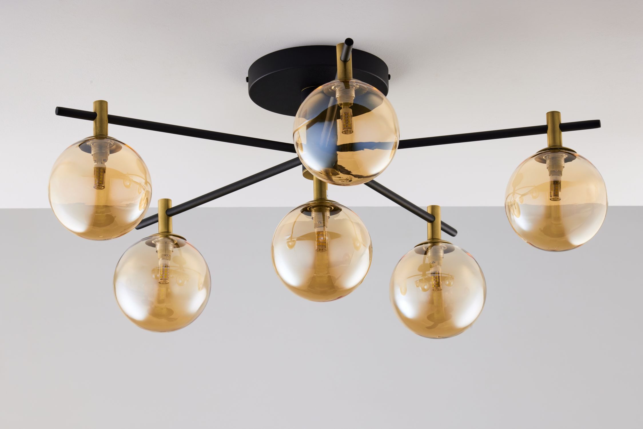 Licht-Erlebnisse Deckenleuchte WOBLAL, ohne Leuchtmittel, Rauchglas Metall G9 in Schwarz Bernstein Gold 6-flammig Kugel Schirm