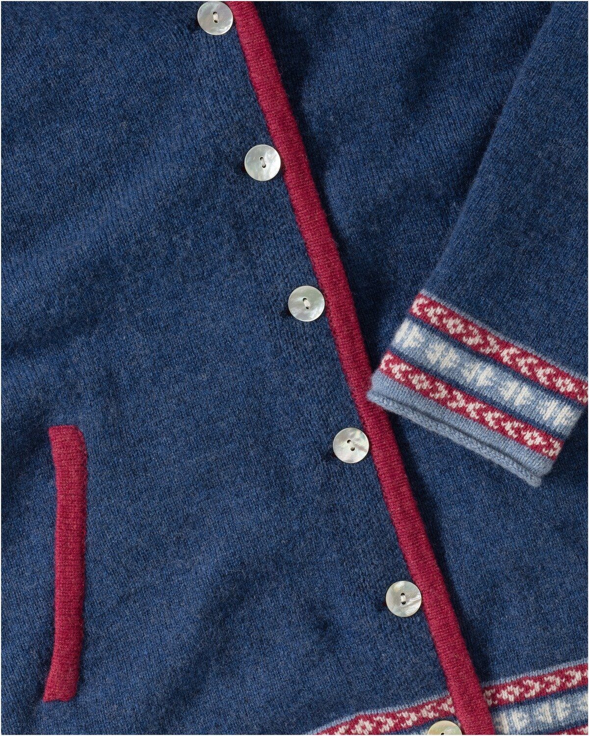 Reitmayer Strickjacke Jacquard-Cardigan mit Kapuze – Bild 3 von 5