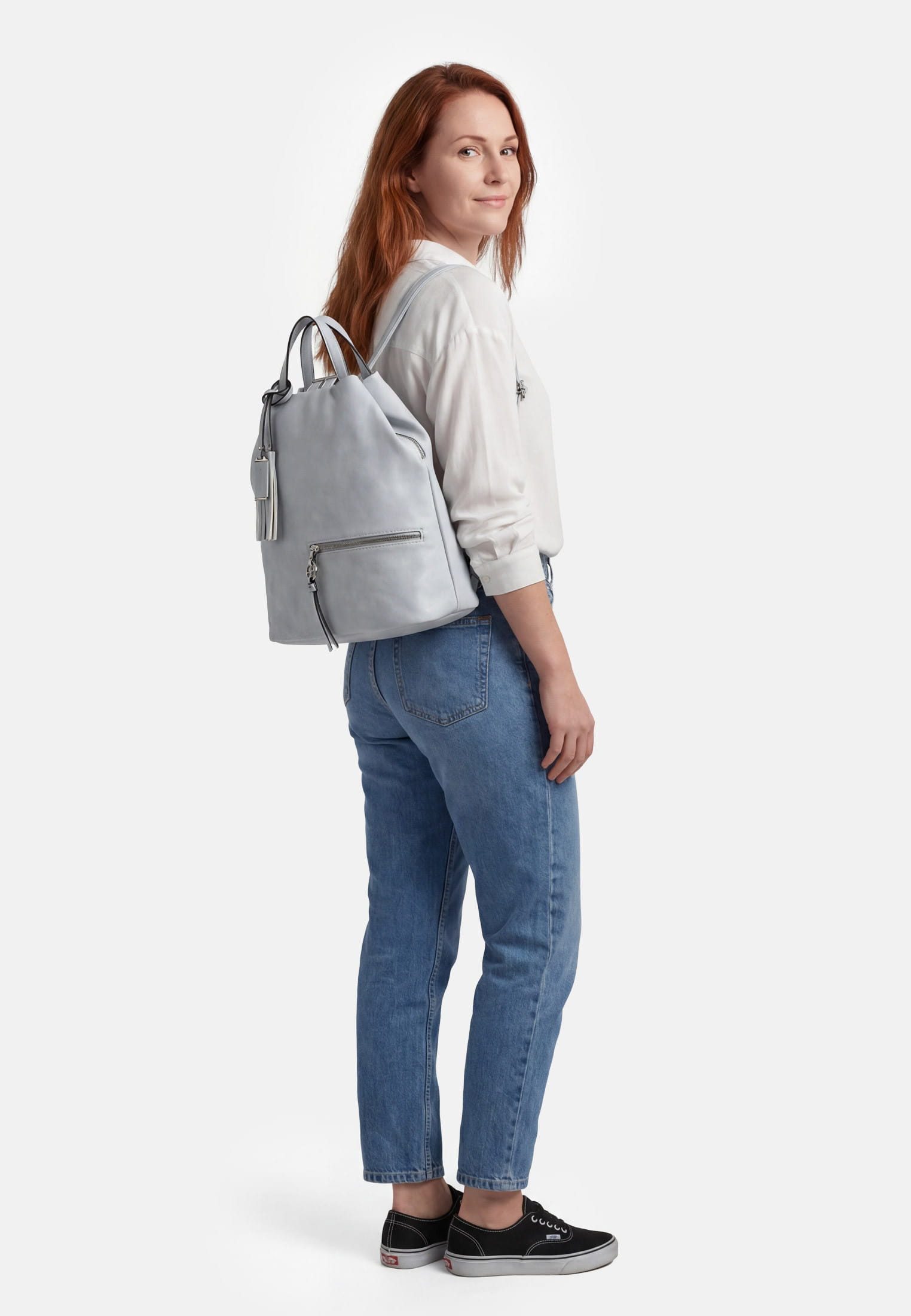 Tamaris Cityrucksack TAS Nele, Logo Anhänger