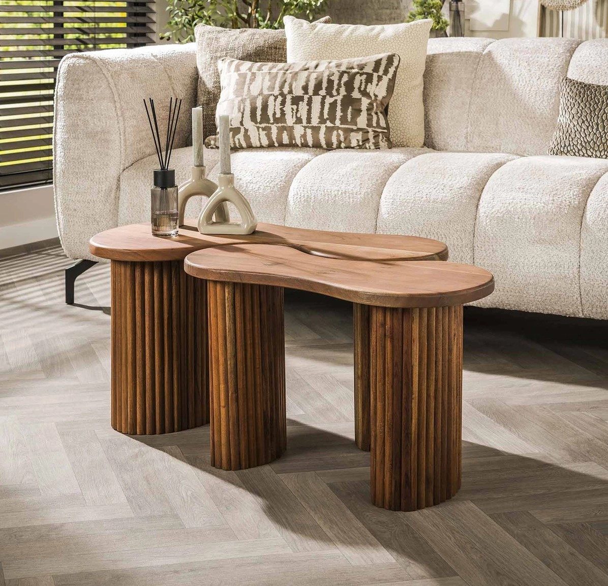 LEVEN Lifestyle Couchtisch OSLO 2´er Set organische Form massiv (2ér Set)
