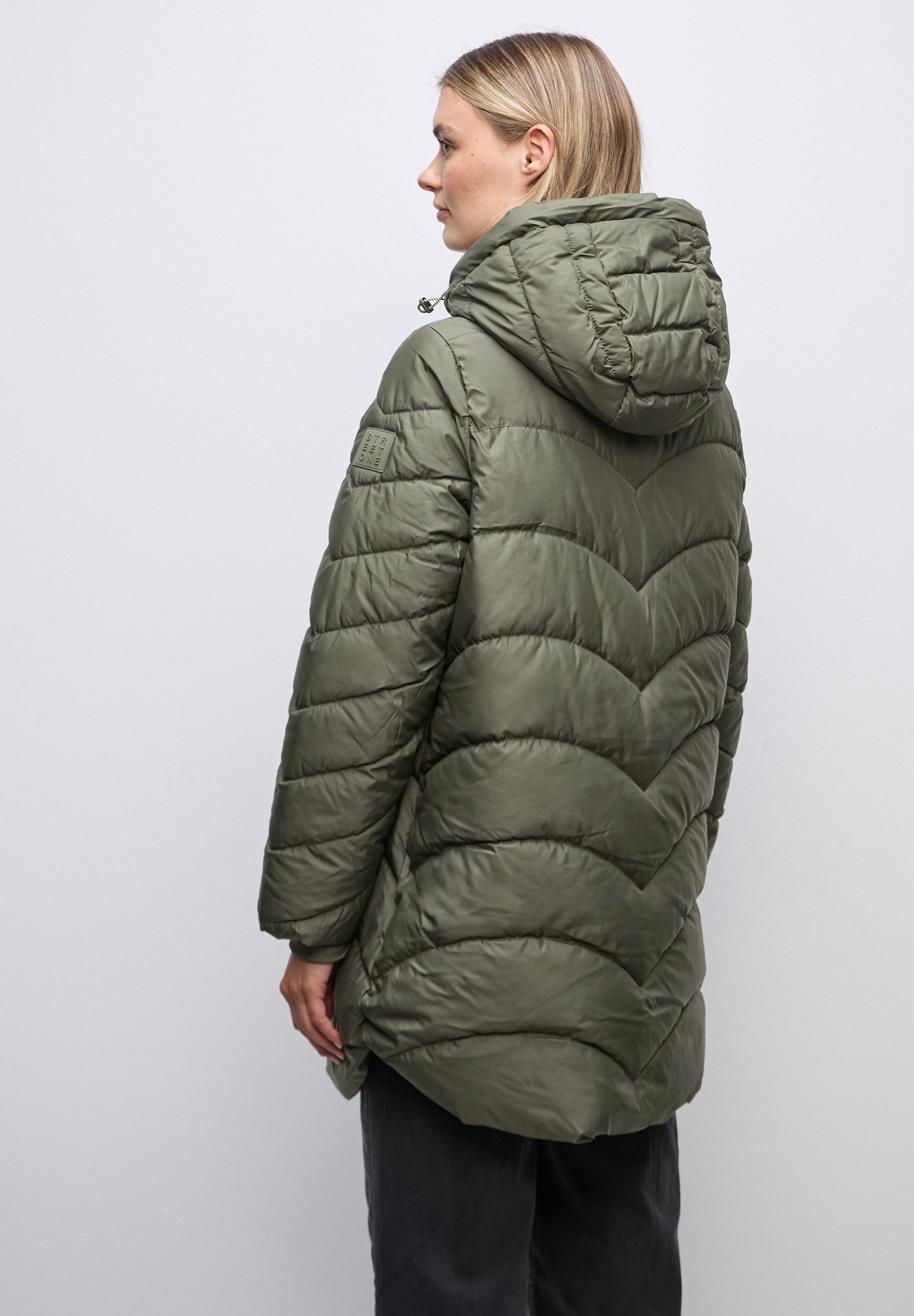 STREET ONE Steppjacke mit Kapuze mit Tunnelzugband günstig online kaufen