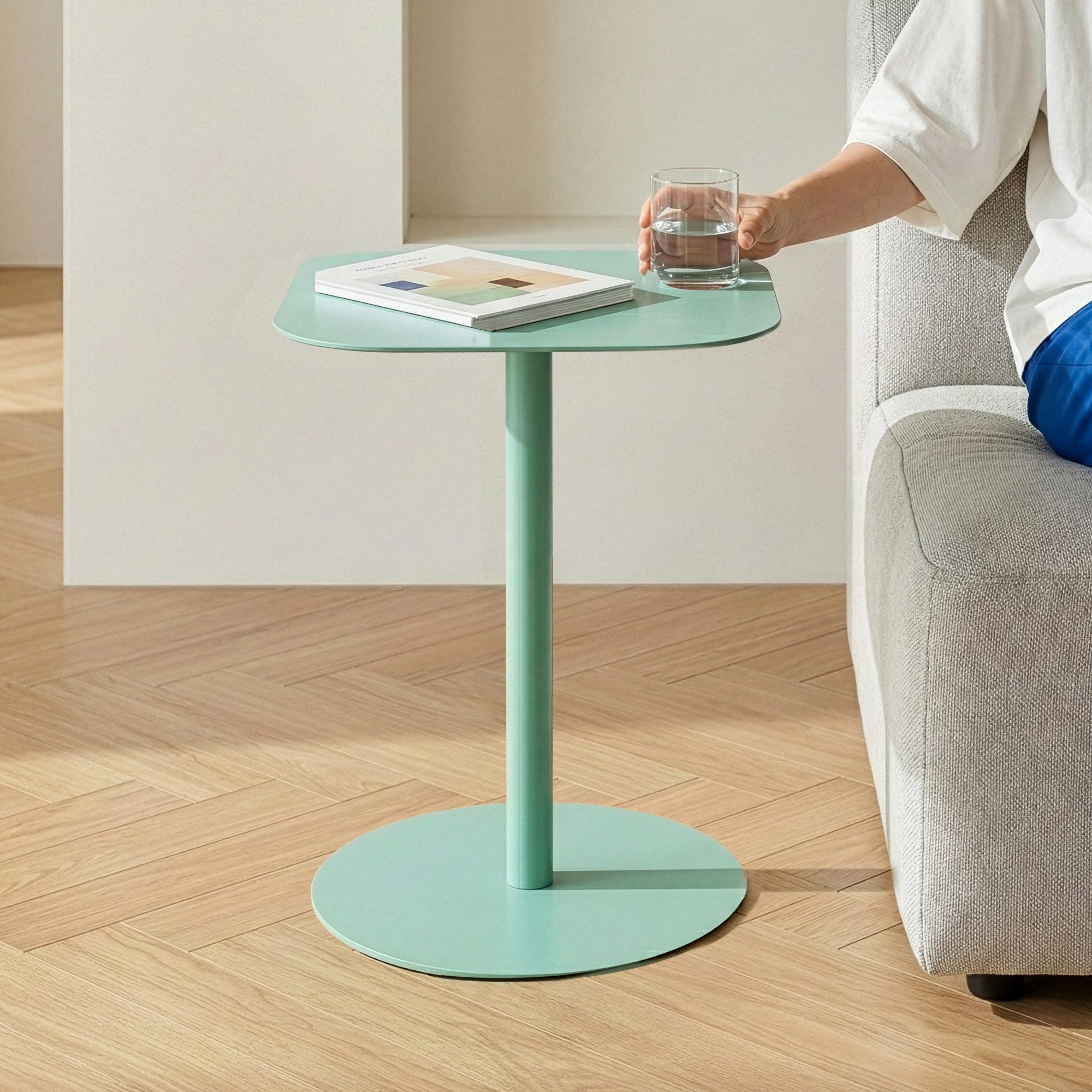 en.casa Beistelltisch, »Nastätten« Balkontisch aus Metall 50 x 40 x 40 cm Mintgrün