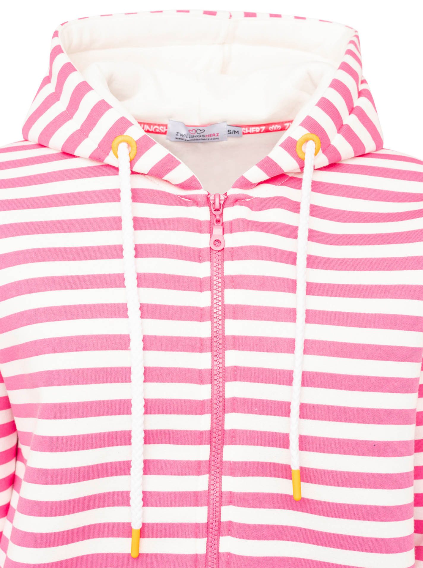 Zwillingsherz Kapuzensweatjacke "Streifen Strandglück" gestreifte Hoodiejacke mit Strandglück Stickerei und Anker am Rücken – Bild 5 von 5