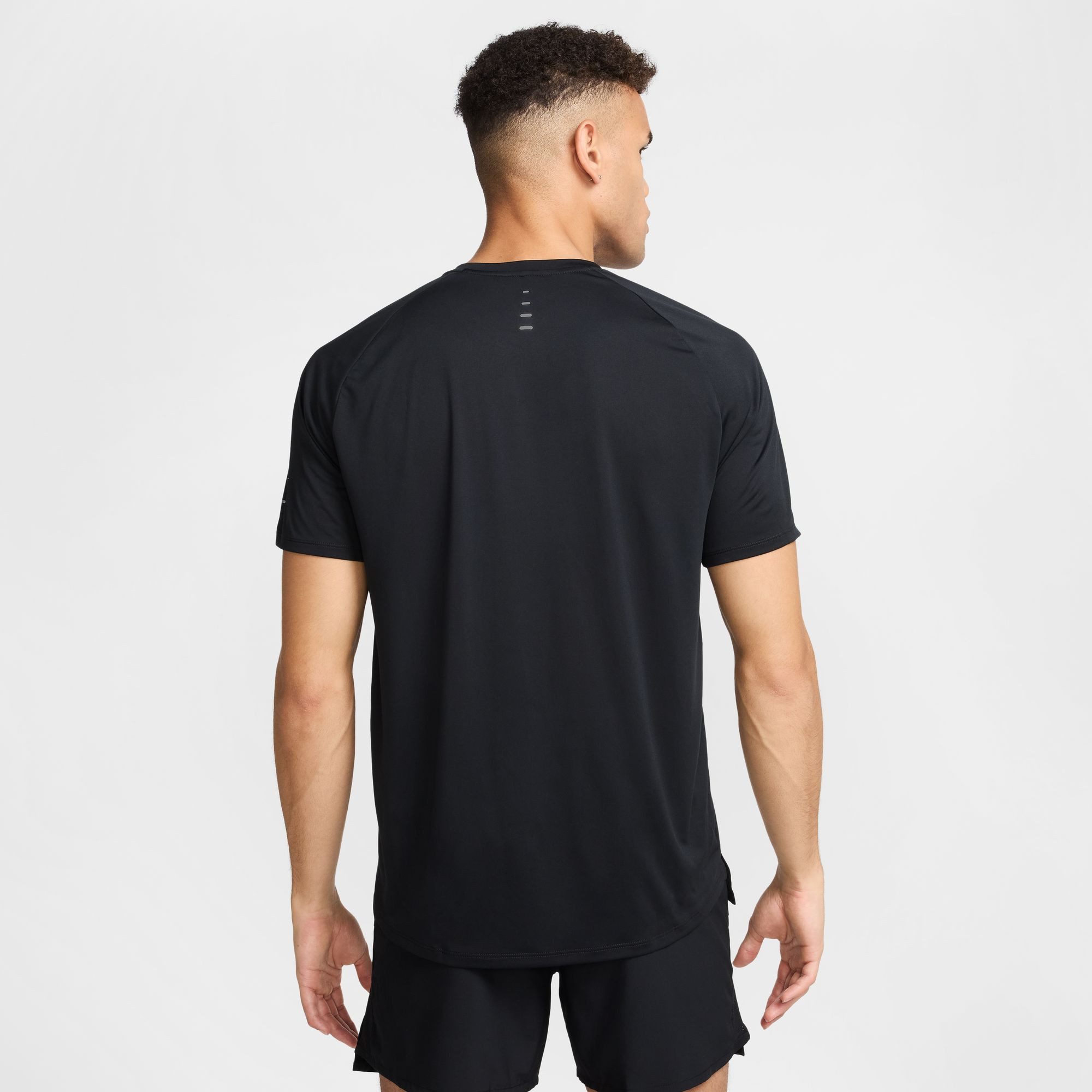 Nike Laufshirt Nike Stride Men's Dri-FIT ADV Short-Sleeve Running Top günstig online kaufen