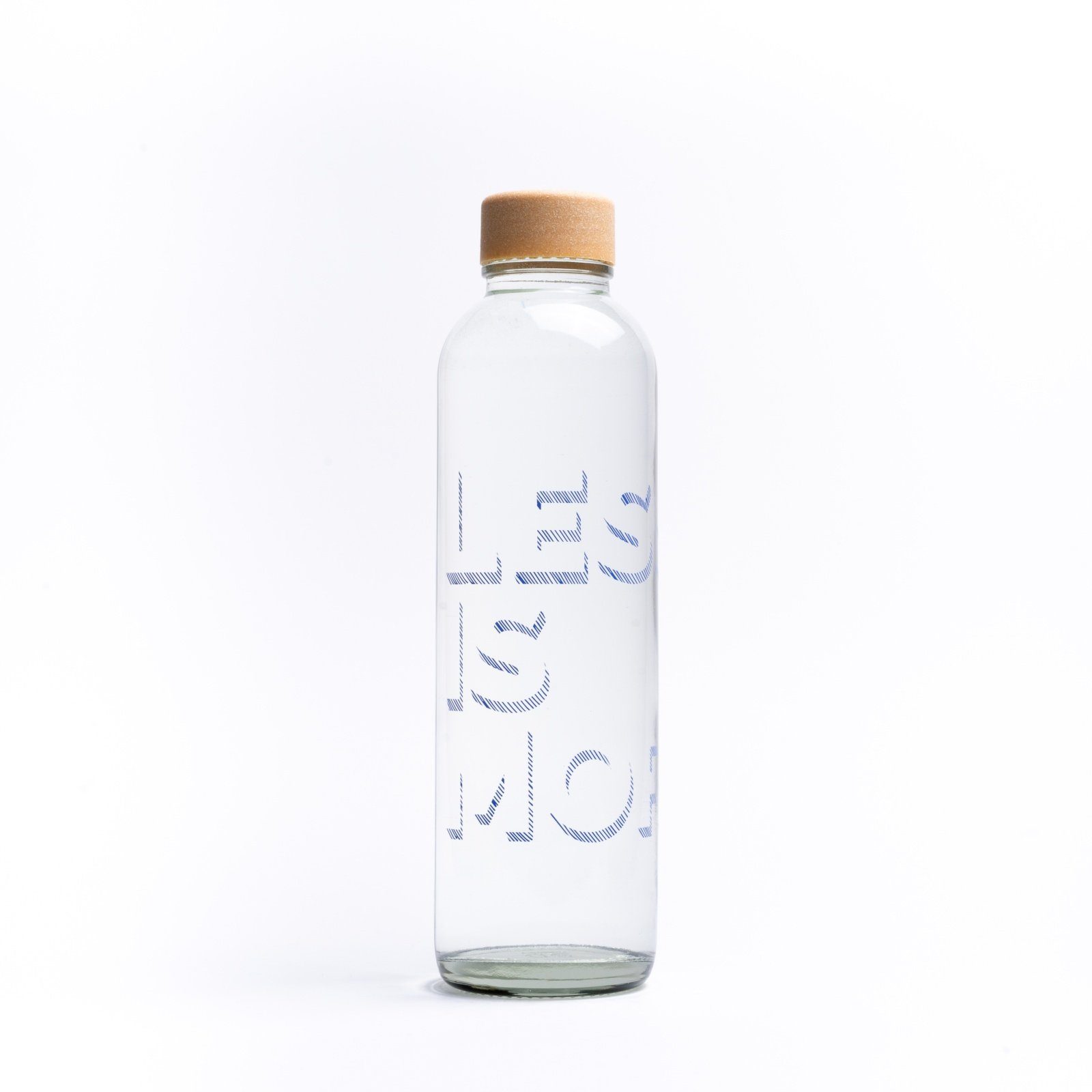 l Regional produziert MORE GLAS, CARRY LESS IS yogabox 0.7 Trinkflasche