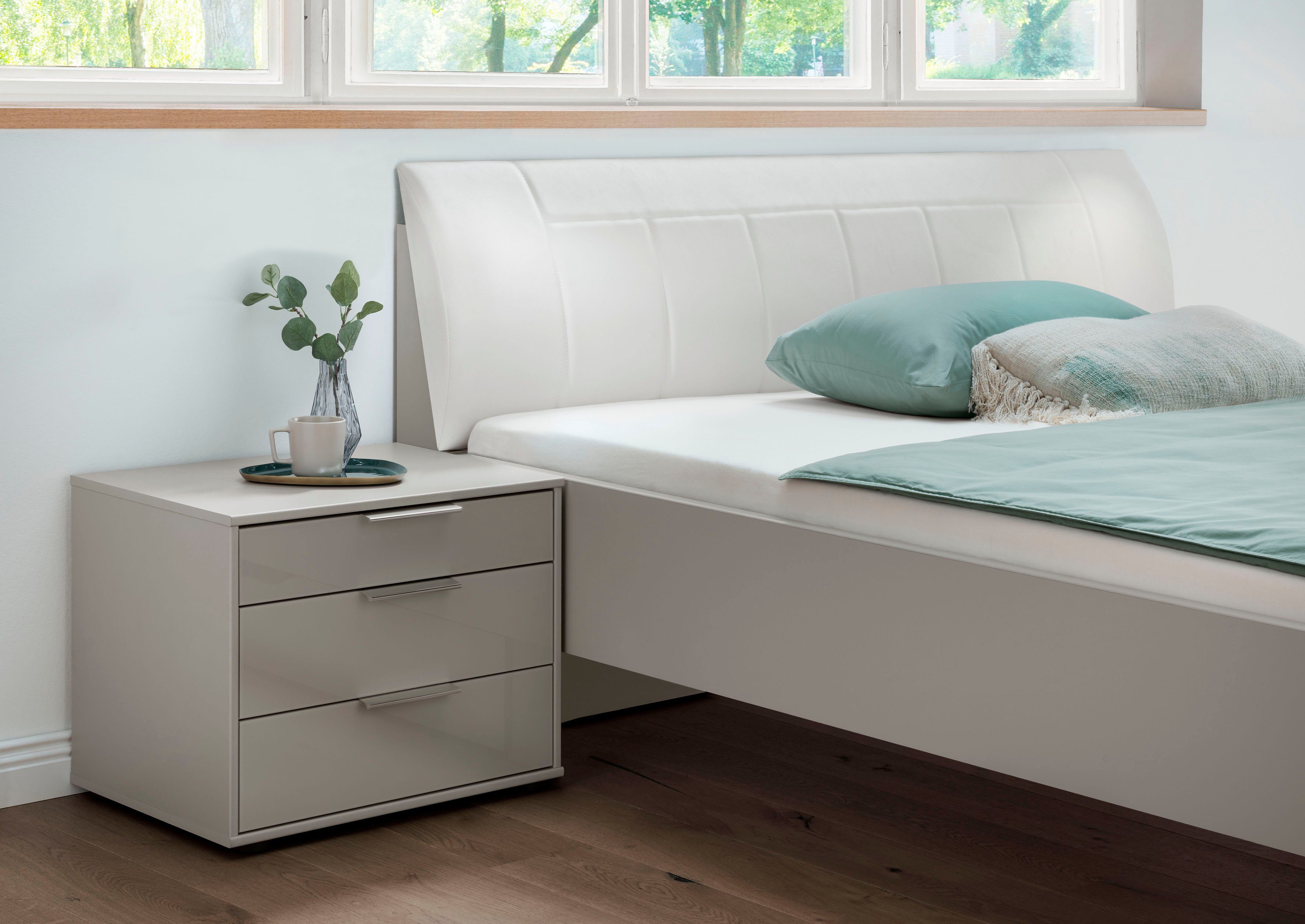 WIEMANN Futonbett Monaco, Bettgestell, Bettrahmen, komfortables Polsterkopfteil (4-fache Liegehöhenverstellung, MADE IN GERMANY), Polsterkopfteil aus Kunstleder, verschiedene Größen, in Komforthöhe