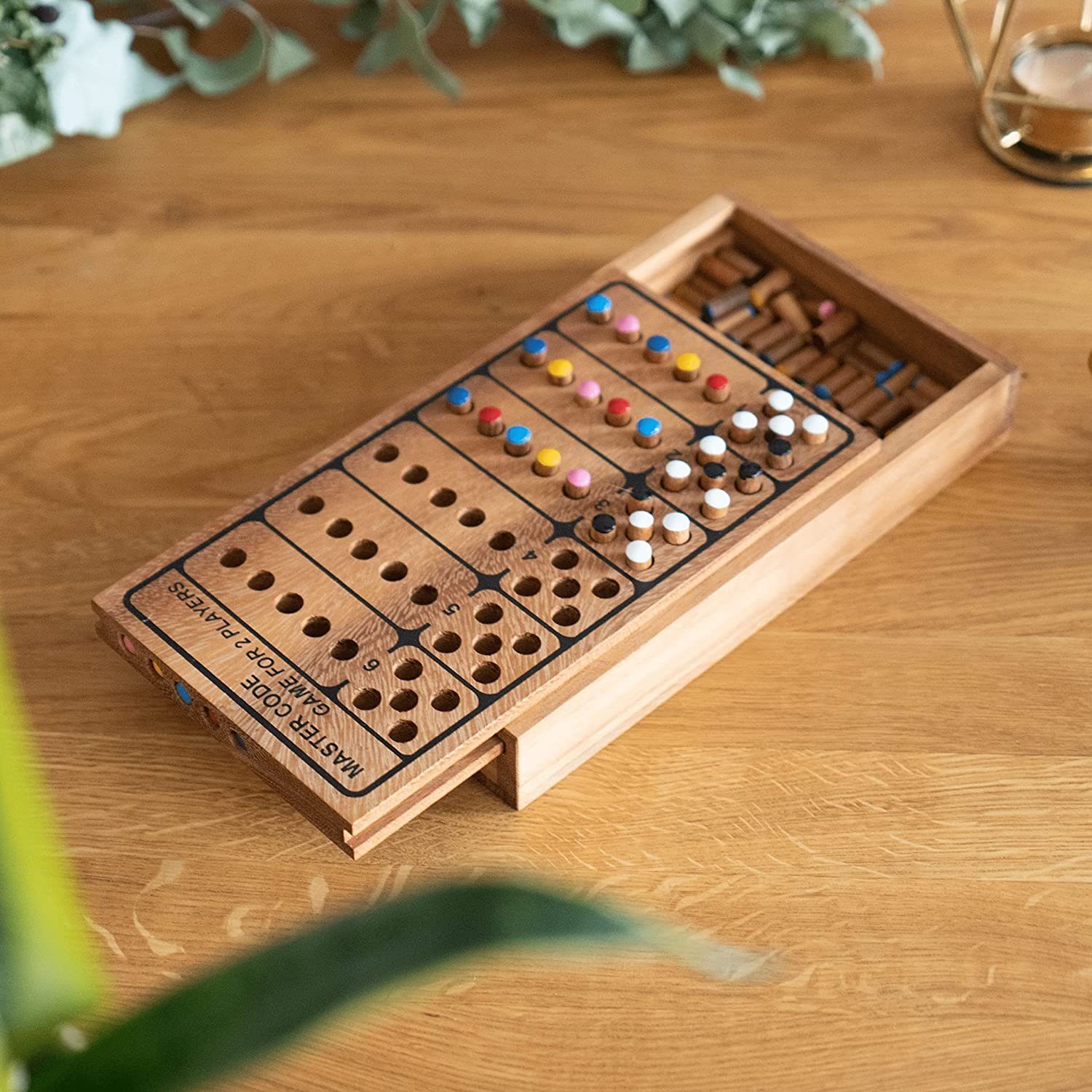 Logoplay Holzspiele Spielesammlung, Code Finder – Logik- und Denkspiel aus edlem Samena-Holz für 2 SpielerHolzspielzeug