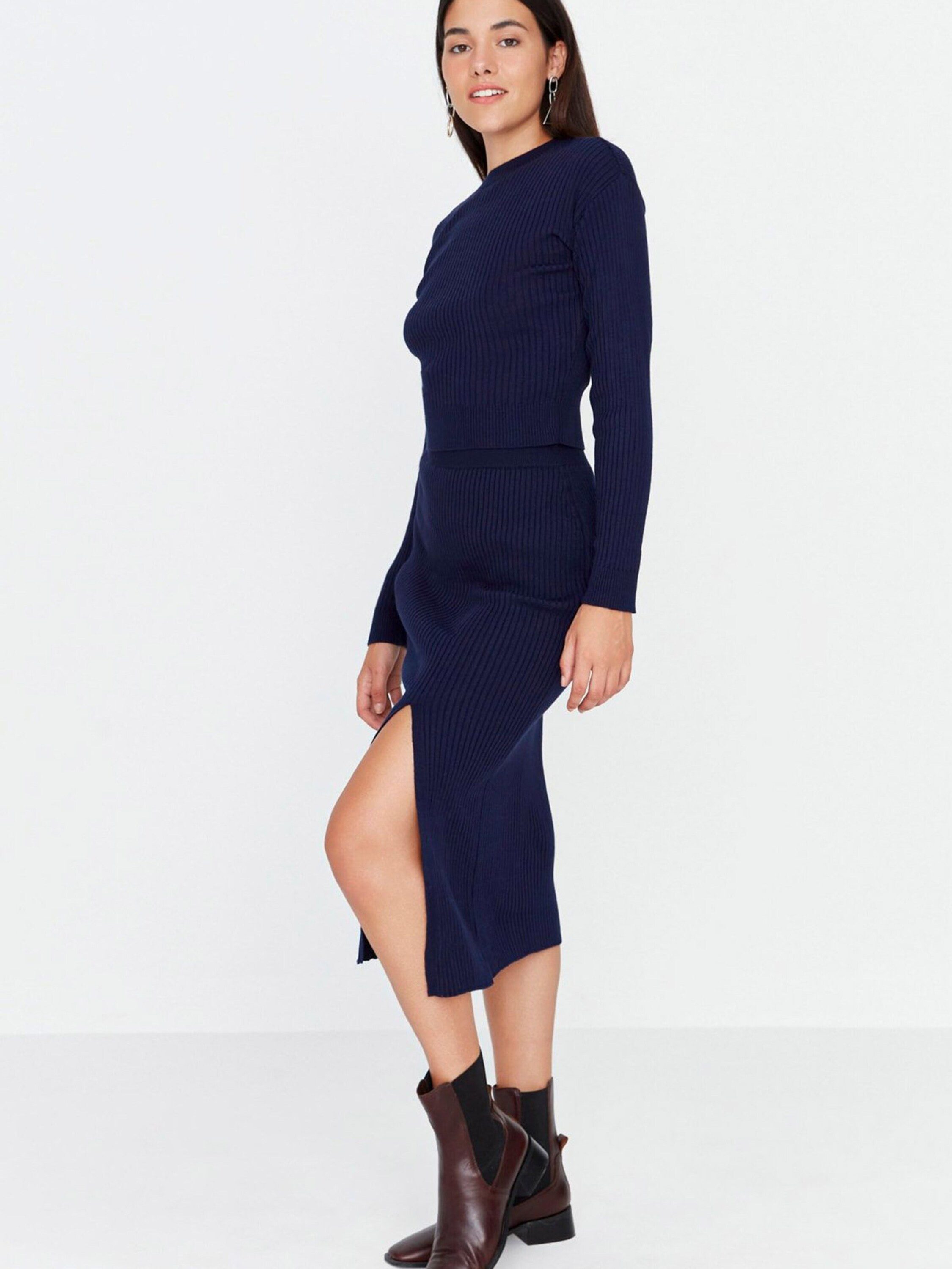 Trendyol Midikleid (1-tlg) Plain/ohne Details günstig online kaufen