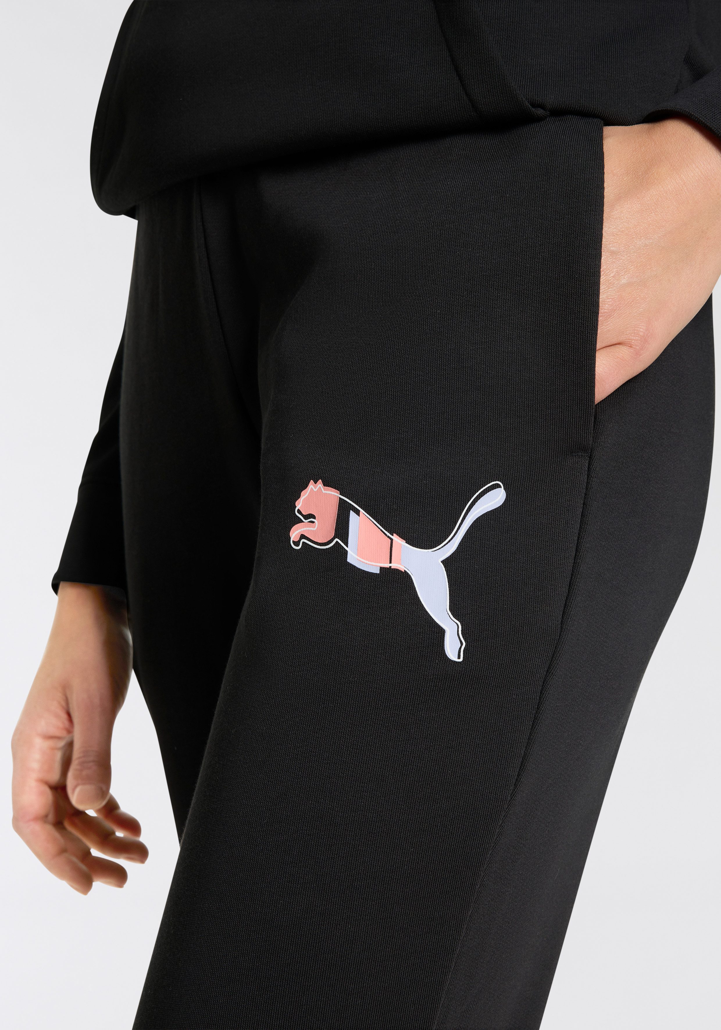 PUMA Trainingshose ESS LOGO LAB PANTS TR aus Baumwollmischung, mit geripptem Bund, mit Nahttaschen