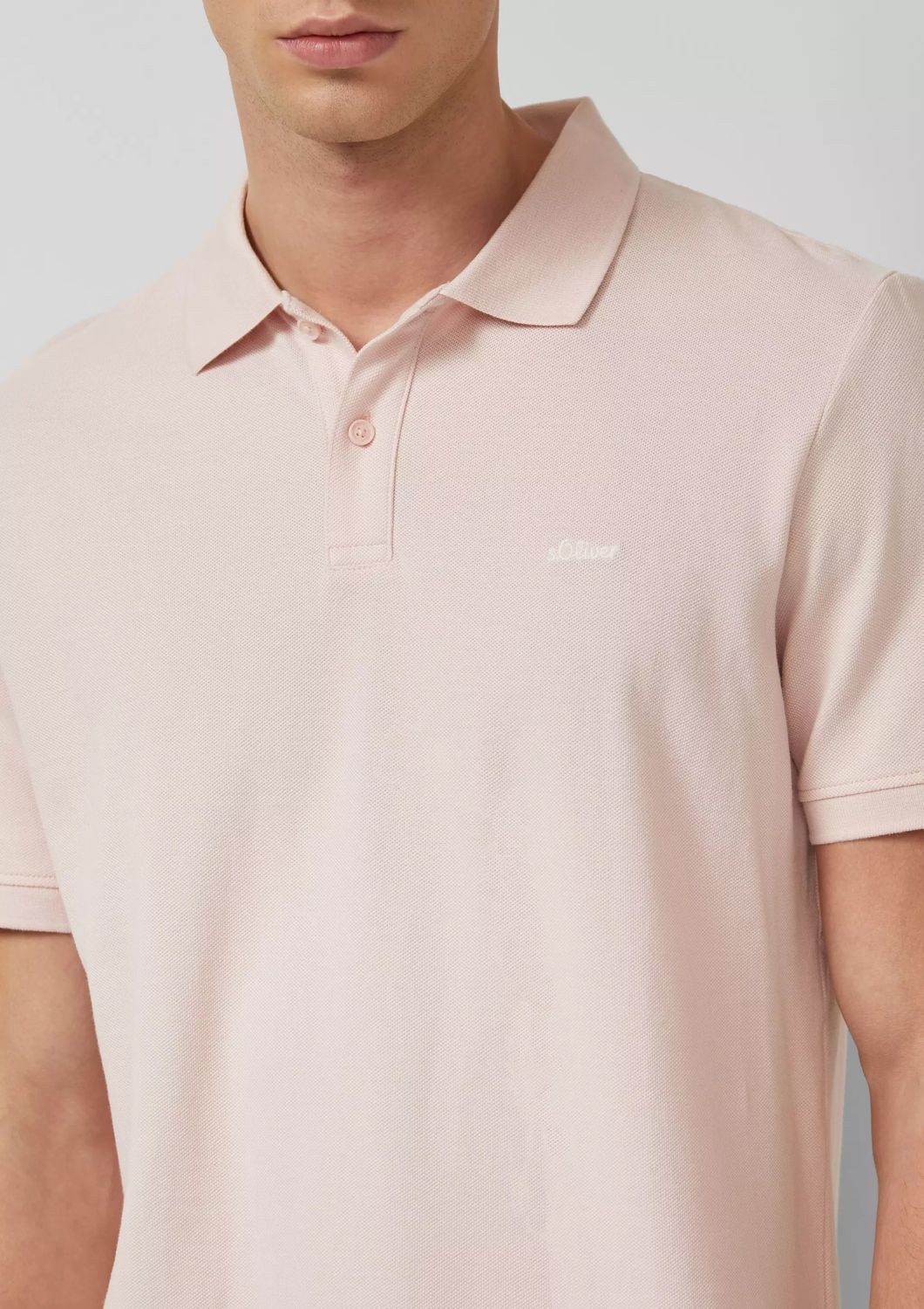 s.Oliver Poloshirt Basic (1-tlg) Piqué, Kragen, Knöpfe, Logo-Stickeri