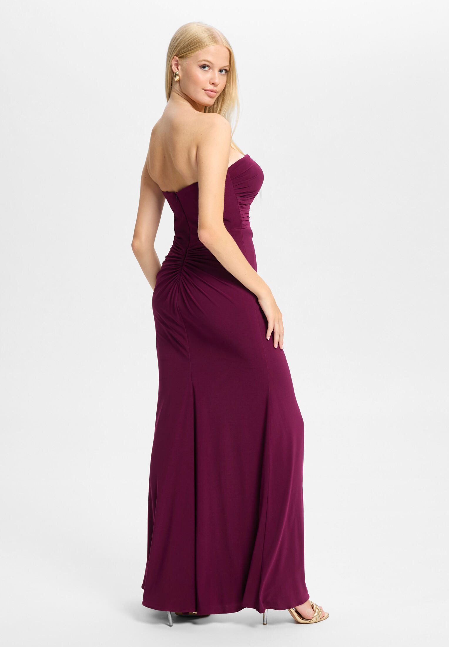Hey Kyla Abendkleid - Figurbetontes Abendkleid mit Beinschlitz Figurbetonte Passform