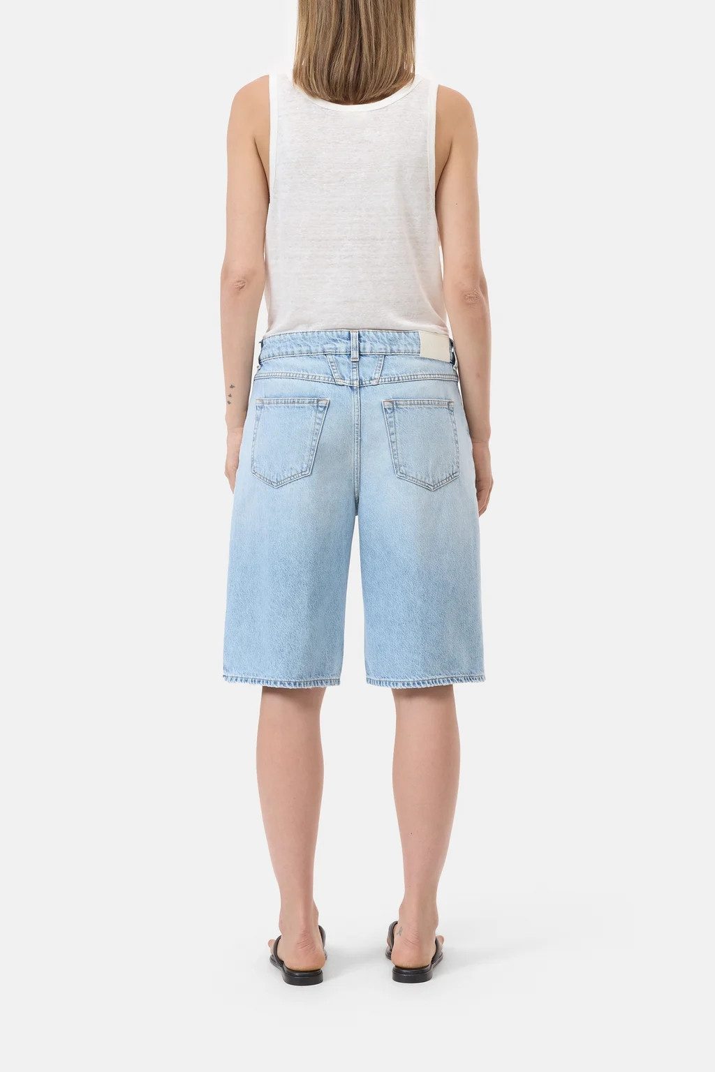CLOSED Bermudas Jenica