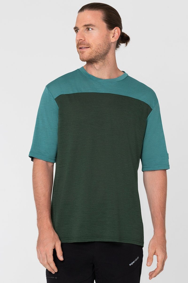 SUPER.NATURAL T-Shirt Merino T-Shirt CONTRAST TEE funktioneller  Merino-Materialmix, Vielseitiges komfortables Herren T-Shirt