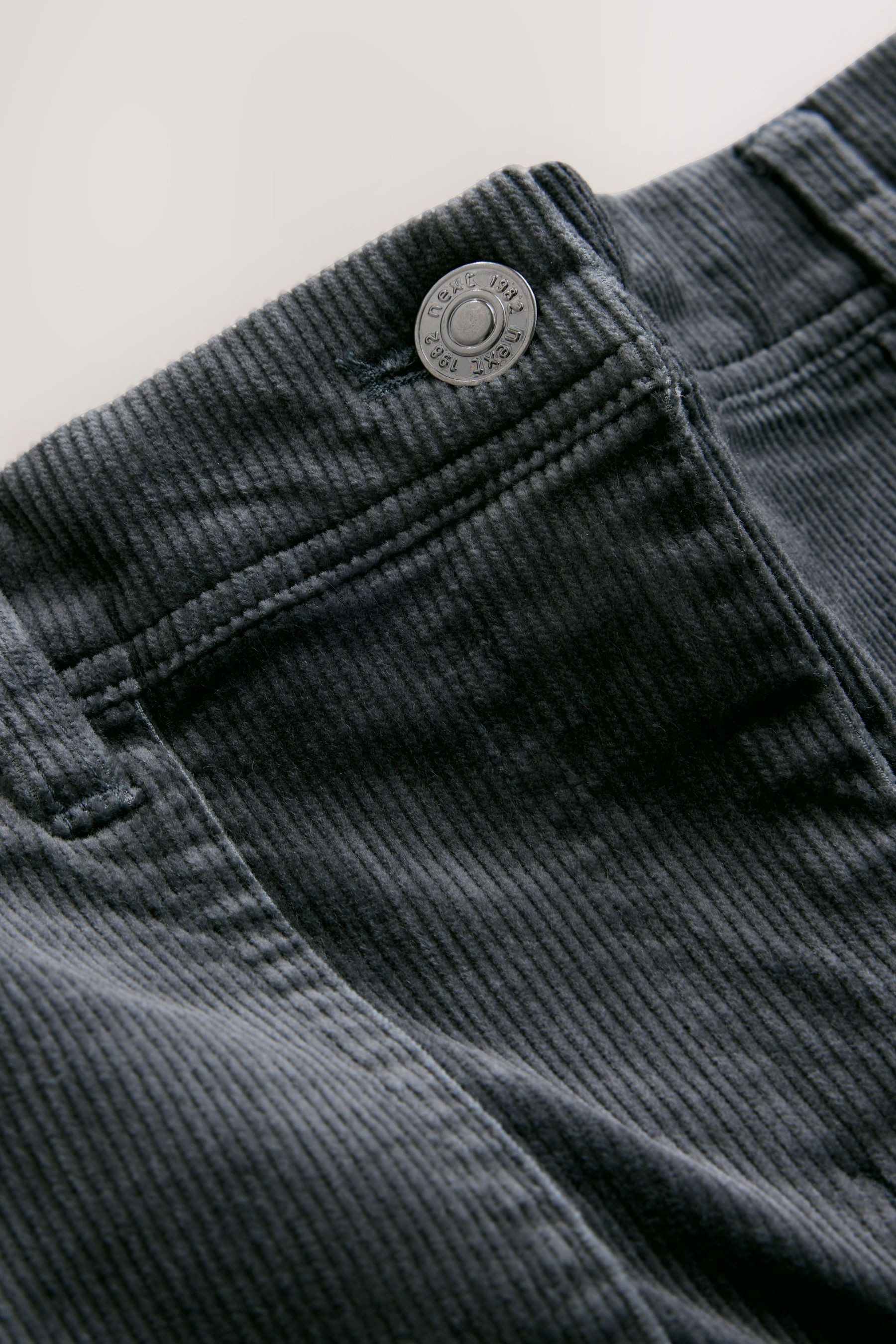 Next Cargohose Straight Cut Cargo-Cordhose mit Modal (1-tlg)