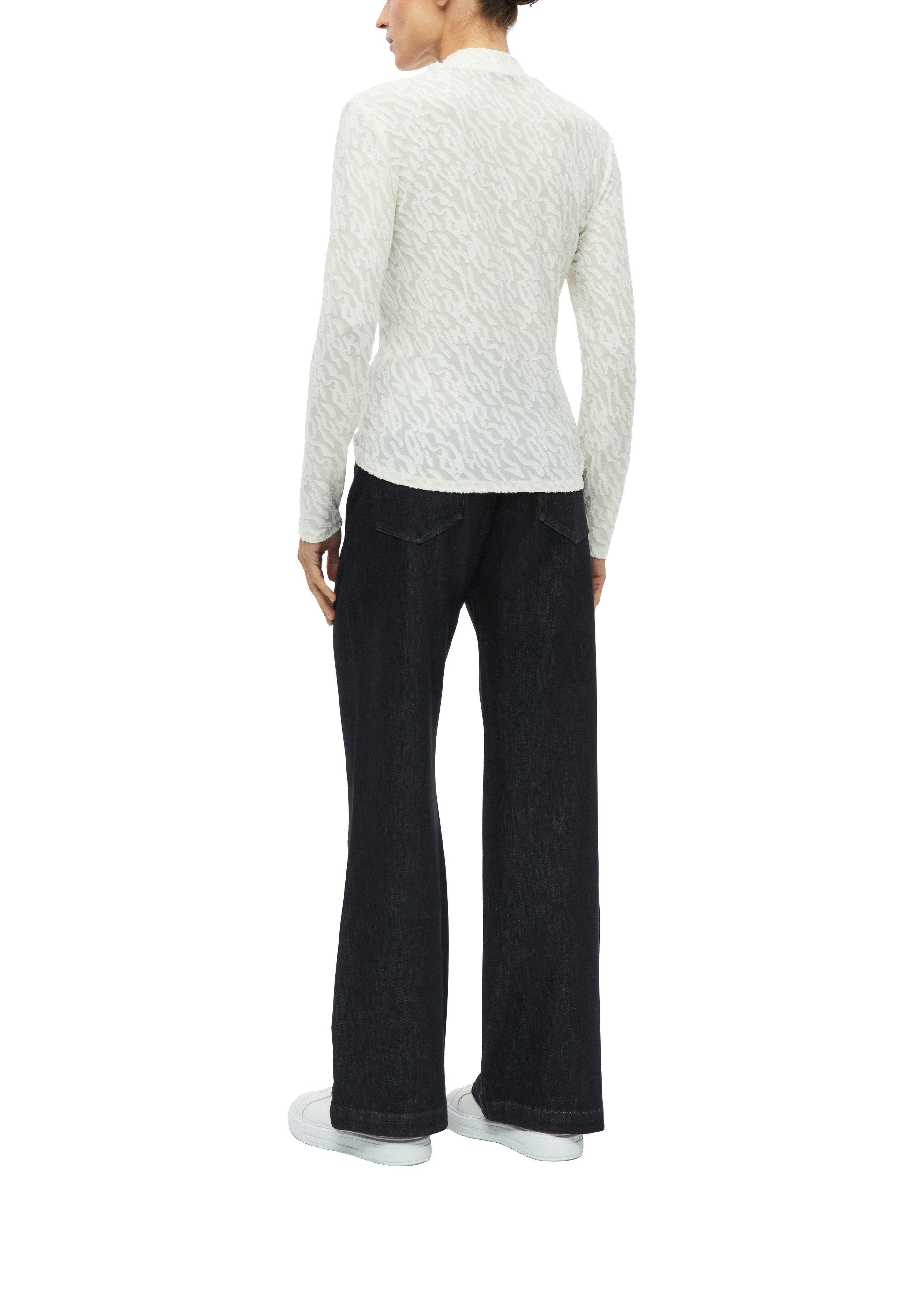s.Oliver BLACK LABEL Langarmshirt mit Struktur-Muster und Stehkragen – Bild 3 von 4