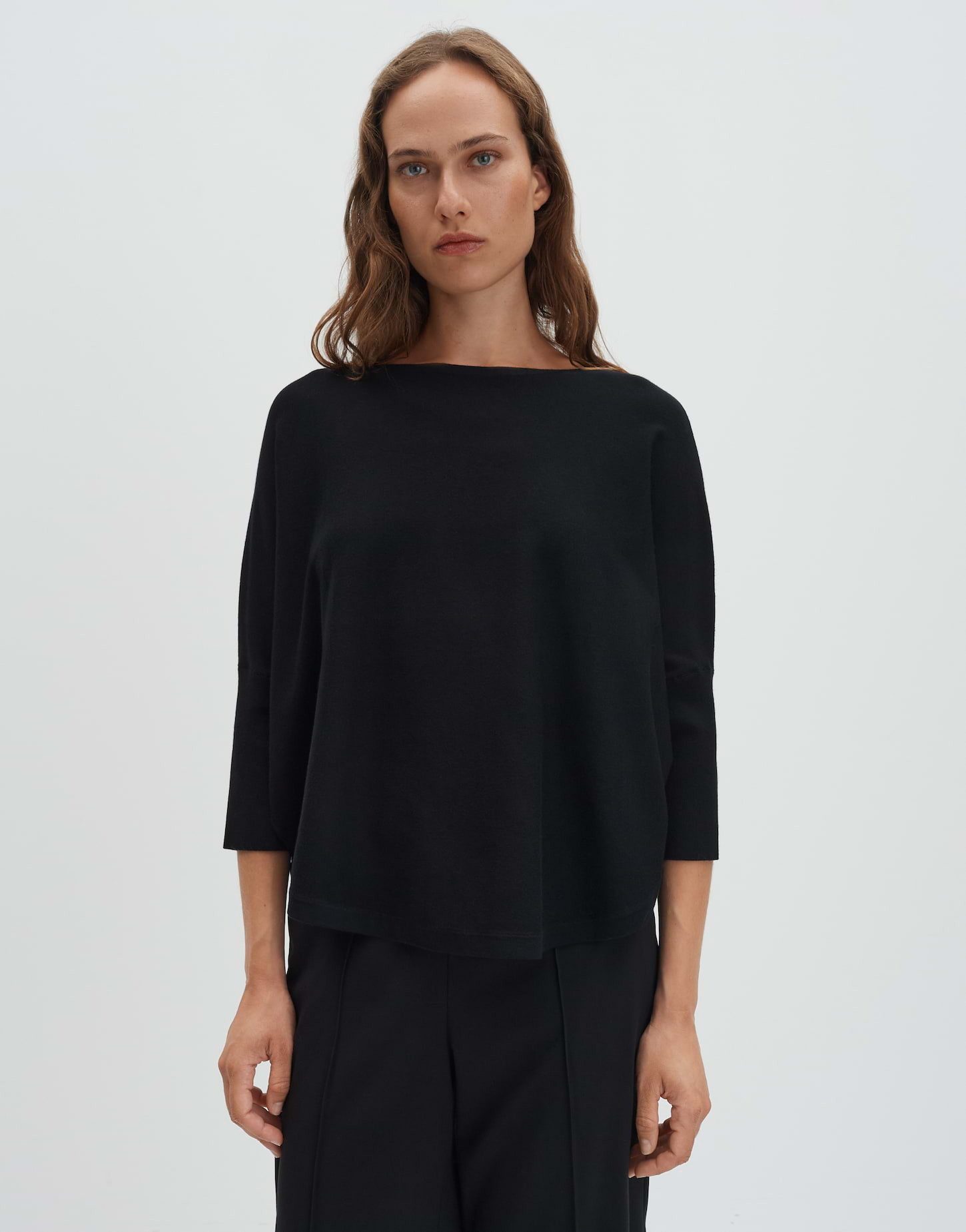 someday Вязаные свитера TIRAJA Oversized im Cape Stil oversized Passform, ovaler Schnitt, weich fließender Fall