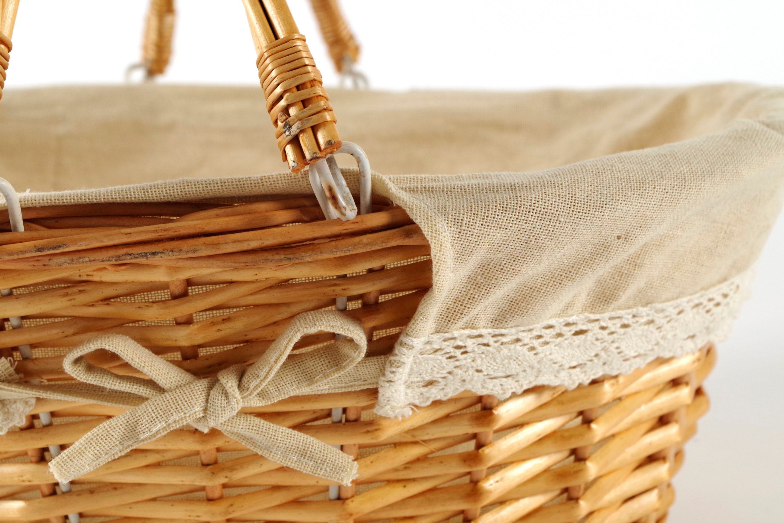 Kobolo Dekokorb Weidenkorb oval mit Klapphenkeln & Häkelborte (1 Stück)