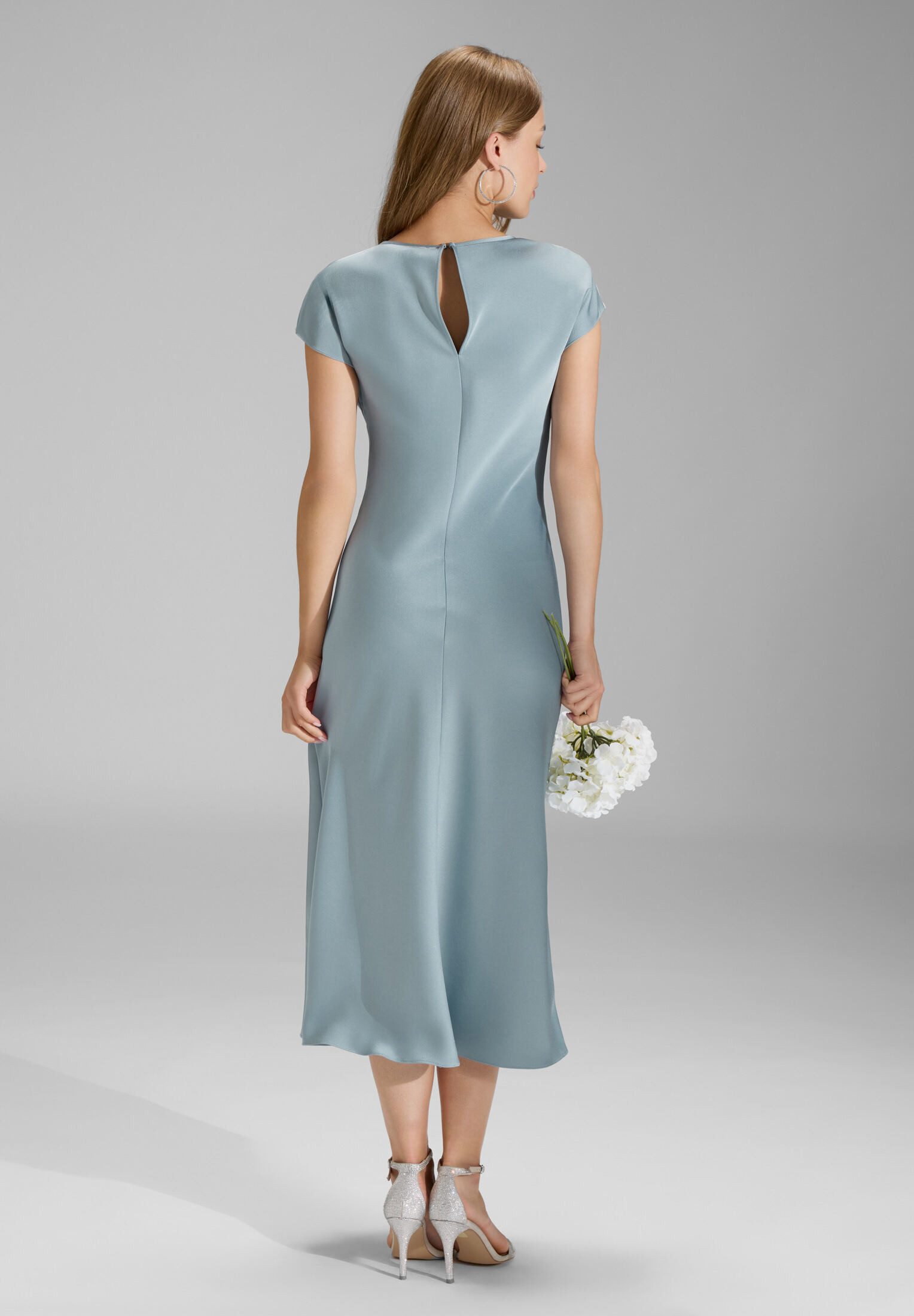 SWING Cocktailkleid - Slip Dress aus Satin mit Twist Detail Figurbetonte Pa günstig online kaufen