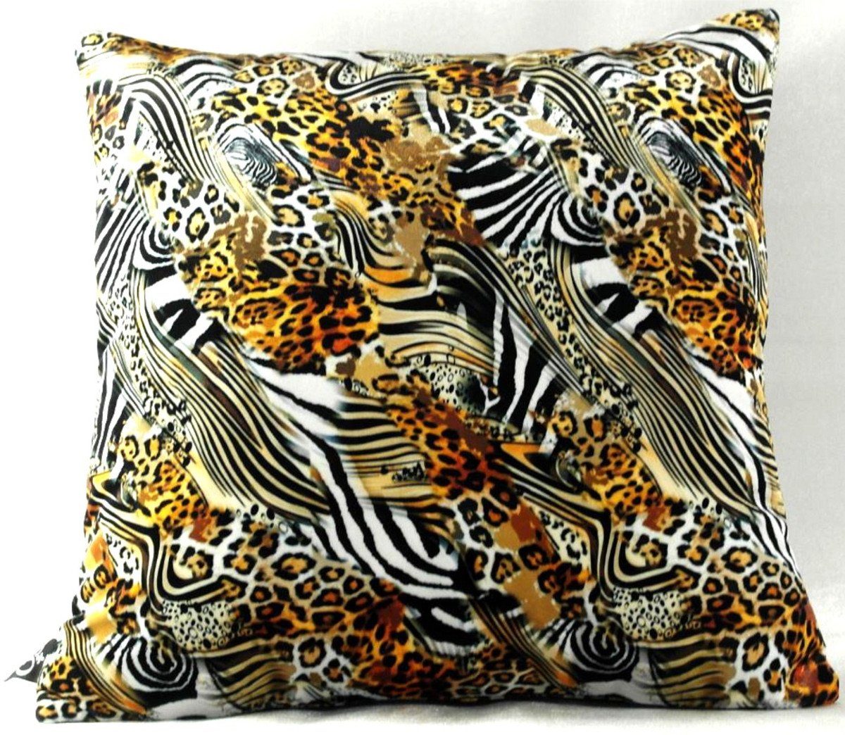 Casa Padrino Dekokissen Luxus Deko Kissen Nevada Leopard / Zebra 45 x 45 cm - Feinster Samtstoff - Wohnzimmer Kissen