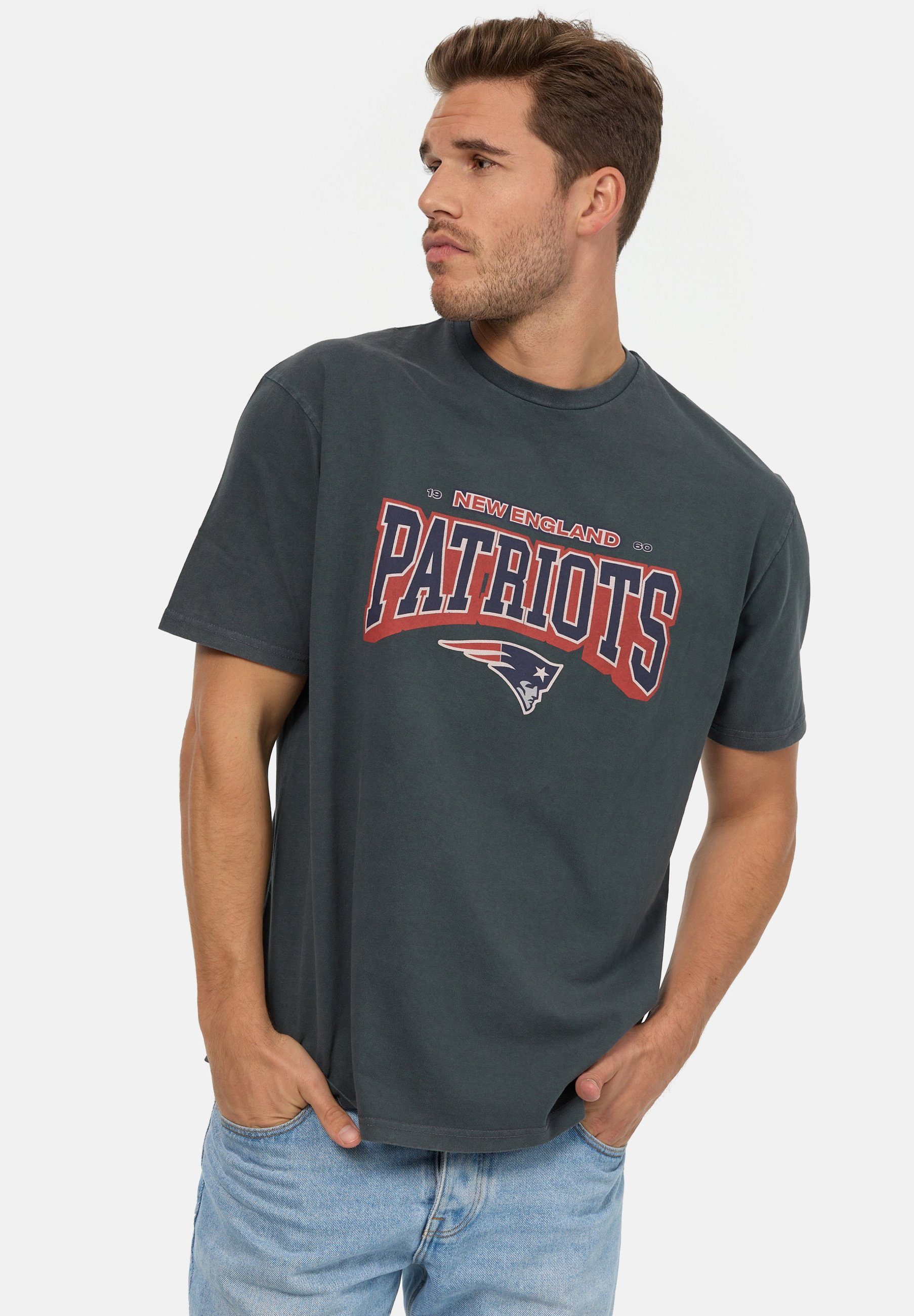 Recovered Relaxed Bio-Baumwolle Washed GOTS zertifizierte 17 NFL Patriots T-Shirt