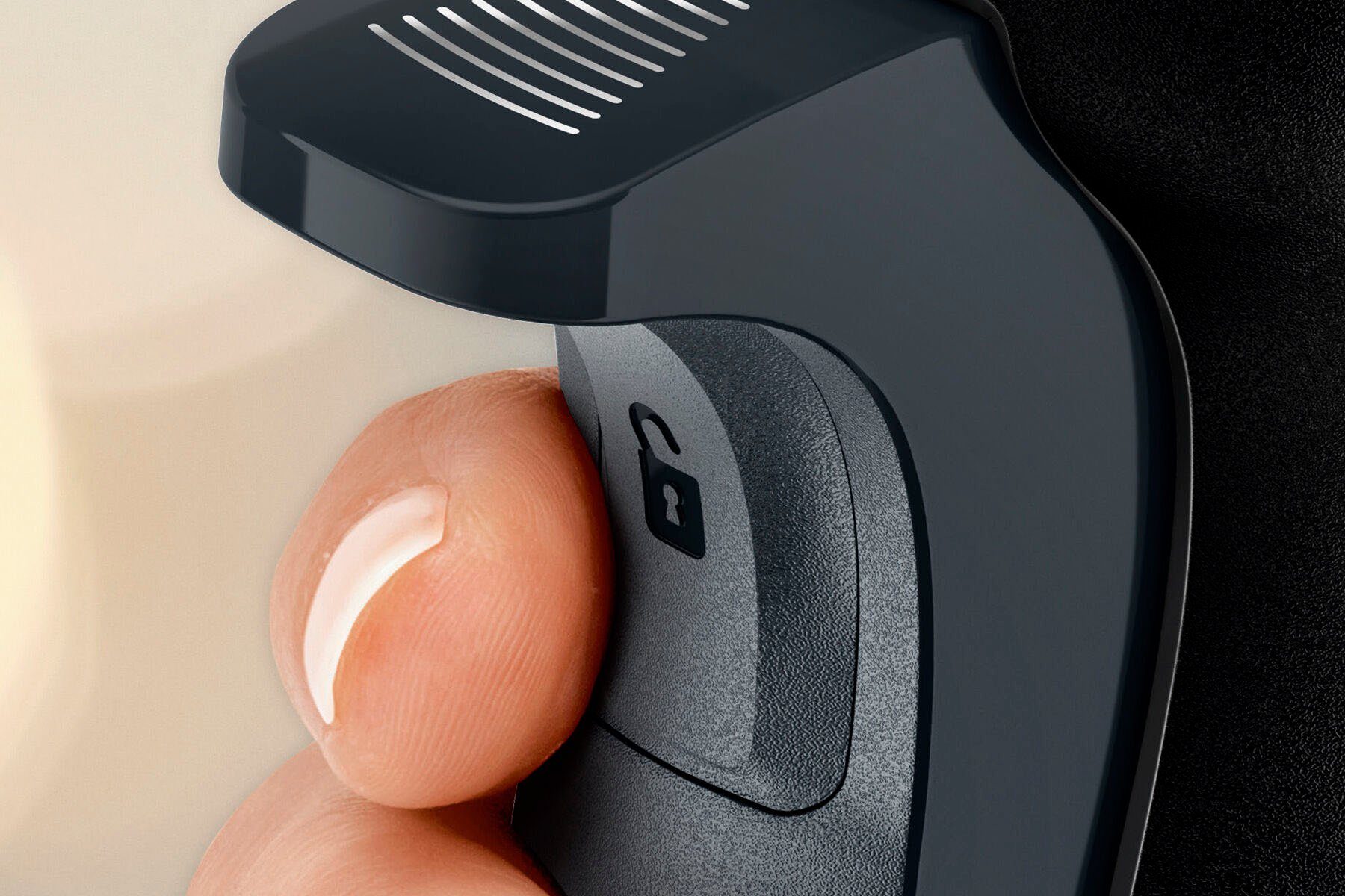 BOSCH Stabmixer ErgoMaster Serie 4 MSM4B610, 4 Klingen, Mixfuß Edelstahl, schwarz, 1000 W, Becher, großer Bedienhebel, Keramikkupplung, Made in Europe