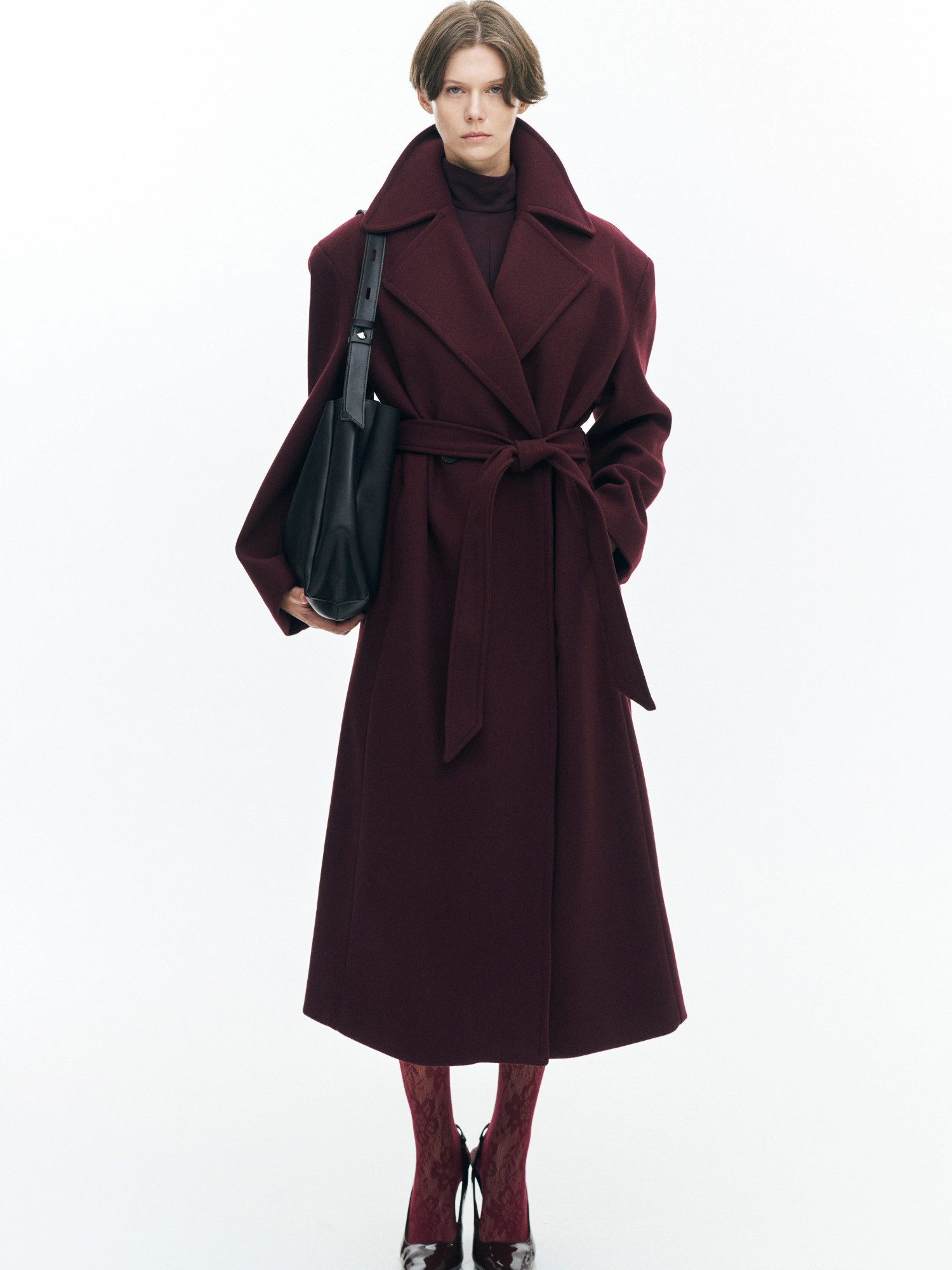 RICANO Wollmantel RICANO Damenmantel „Patrizia“ – Wadenlanger Mantel mit Reverskragen Handgefertigt, mit Bindegürtel und Knopfleiste mit schwarzen Knöpfen