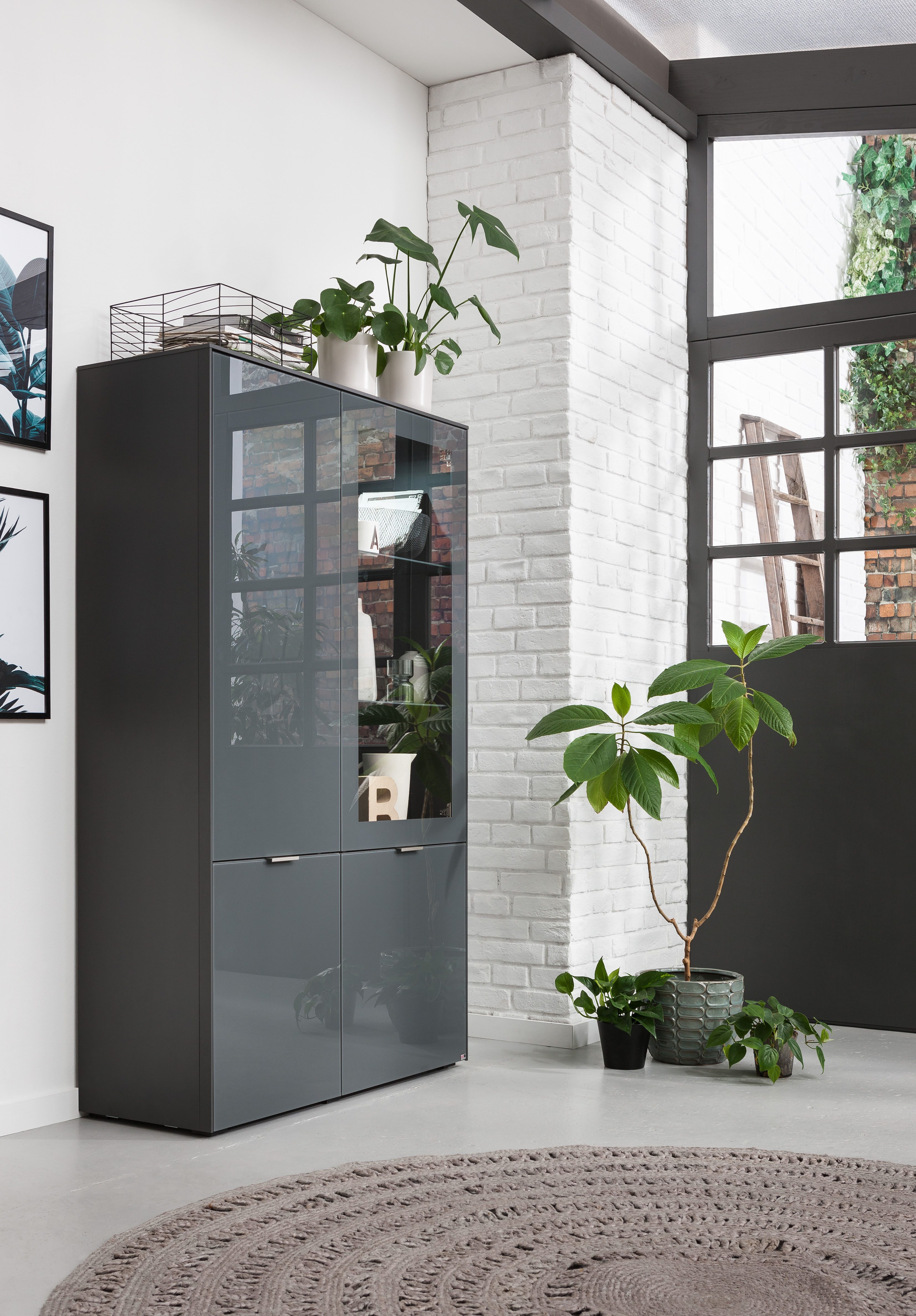 set one by Musterring Vitrine Chicago mit Soft-Close-Funktion