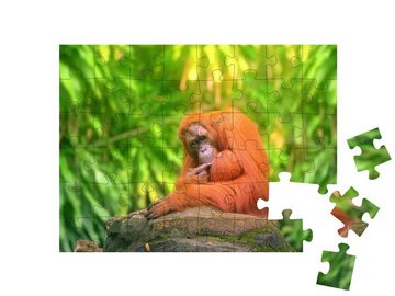puzzleYOU Puzzle Orang-Utan sitzend mit Dschungel als Hintergrund, 48 Puzzleteile, puzzleYOU-Kollektionen Affen, Tiere in Dschungel & Regenwald