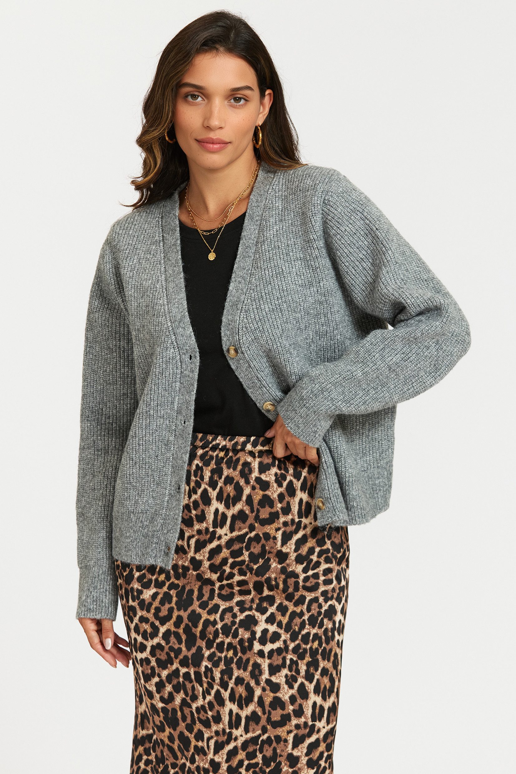 FS Collection Strickjacke Damen Strickjacke Cardigan Rippstrick V-Ausschnitt Knopfleiste Grau (Einheitsgröße) Wollmix, Rippstrick und kleine Herzstickerei im Nacken