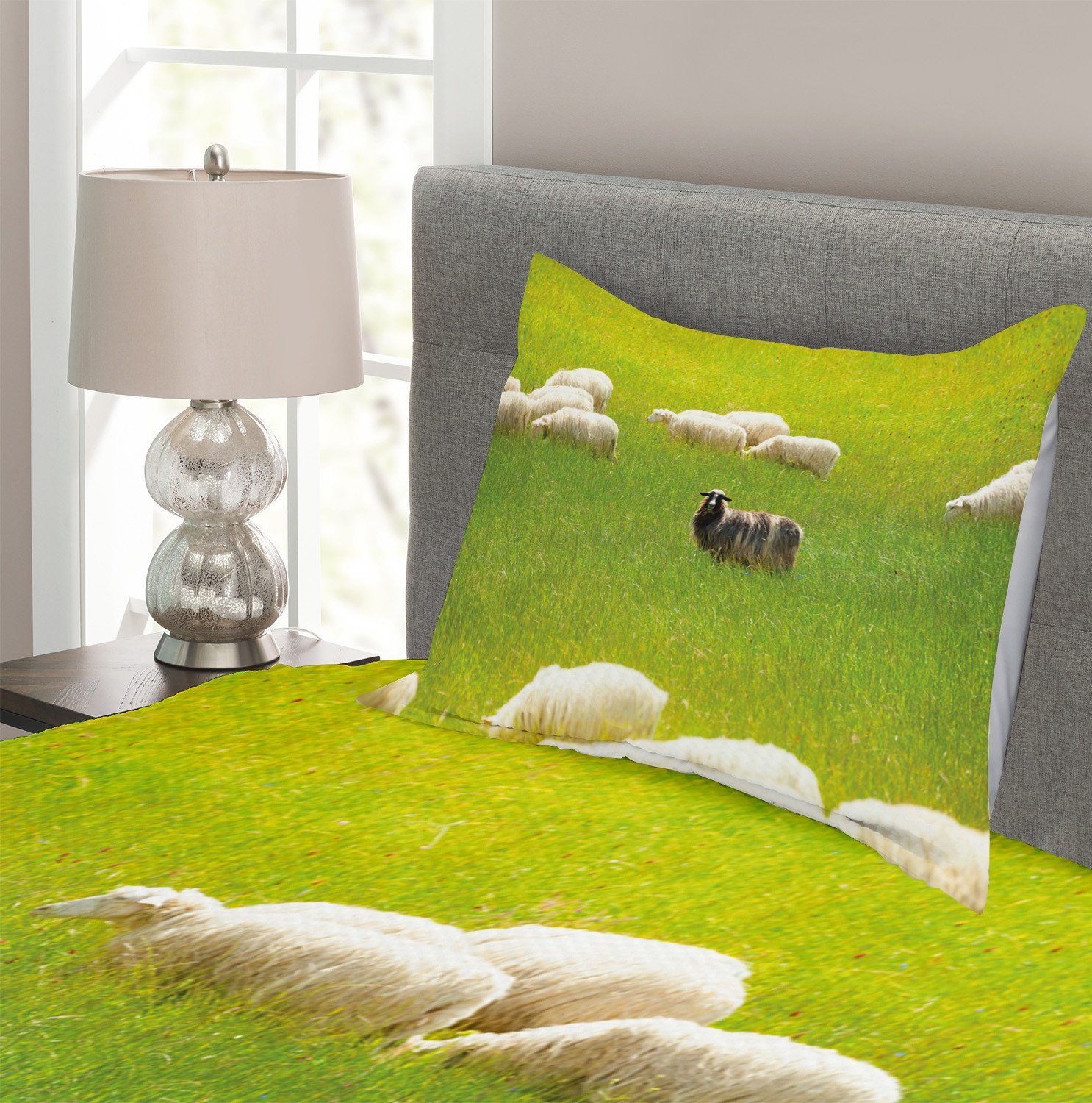Waschbar, Abakuhaus, Ziegen Set Schwarze Schafe mit Kissenbezügen Tagesdecke Natur Weiße