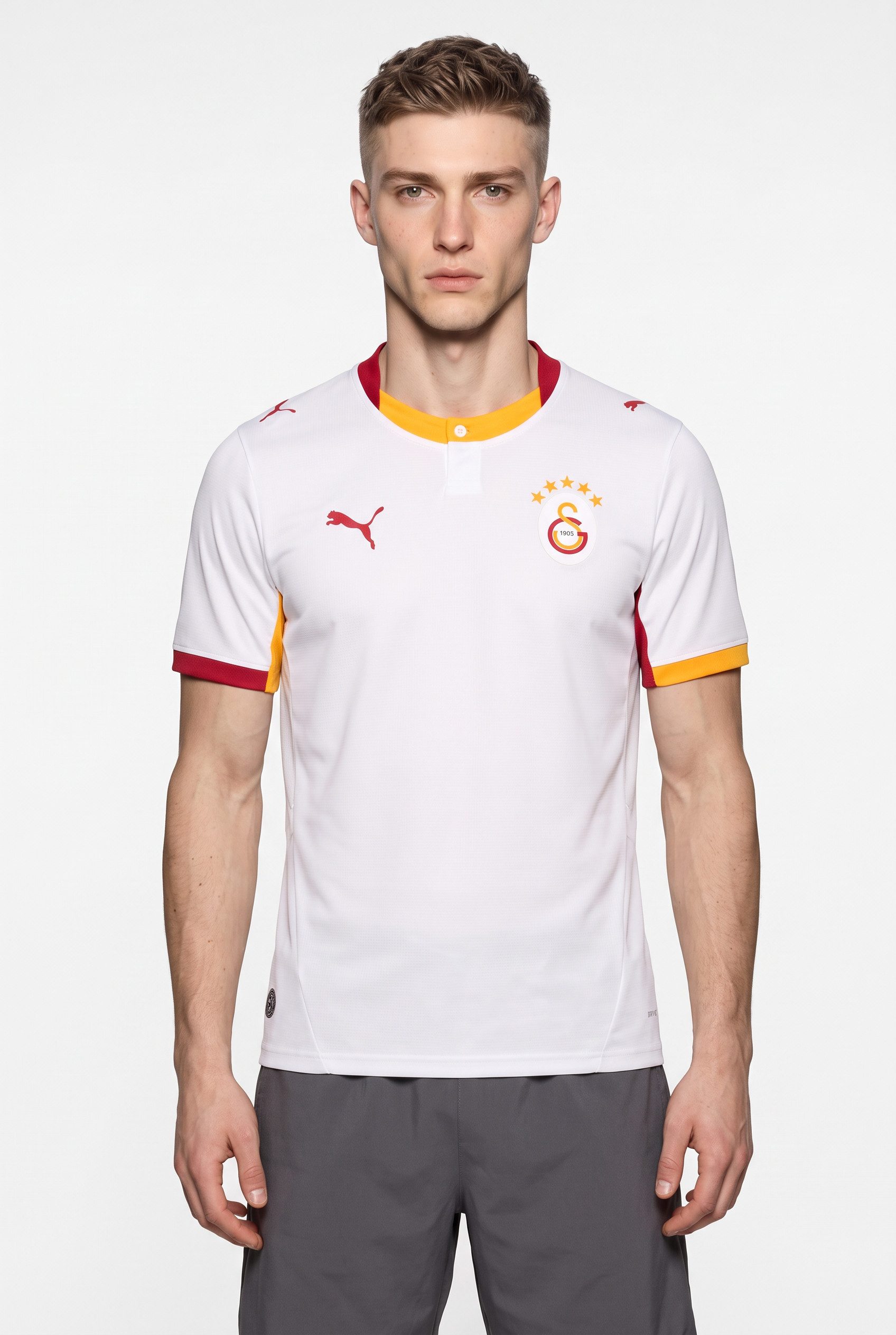 PUMA Fußballtrikot GSK THIRD JERSEY REPLICA für Erwachsene, atmungsaktives Material, Kurzarmdesign, Regular Fit