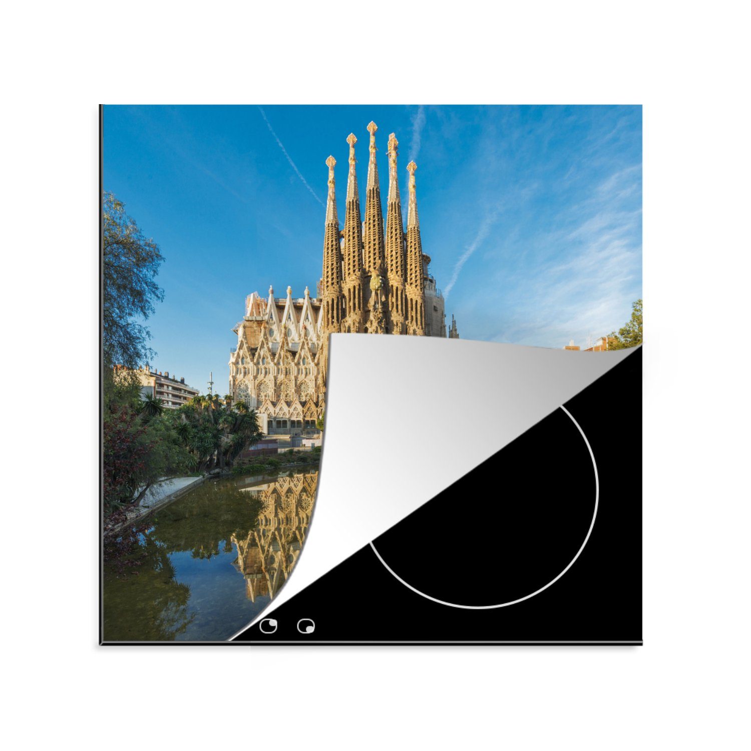 MuchoWow Herdblende-/Abdeckplatte Barcelona - Sagrada Familia - Wasser, Vinyl, (1 tlg), 78x78 cm, Ceranfeldabdeckung, Arbeitsplatte für küche