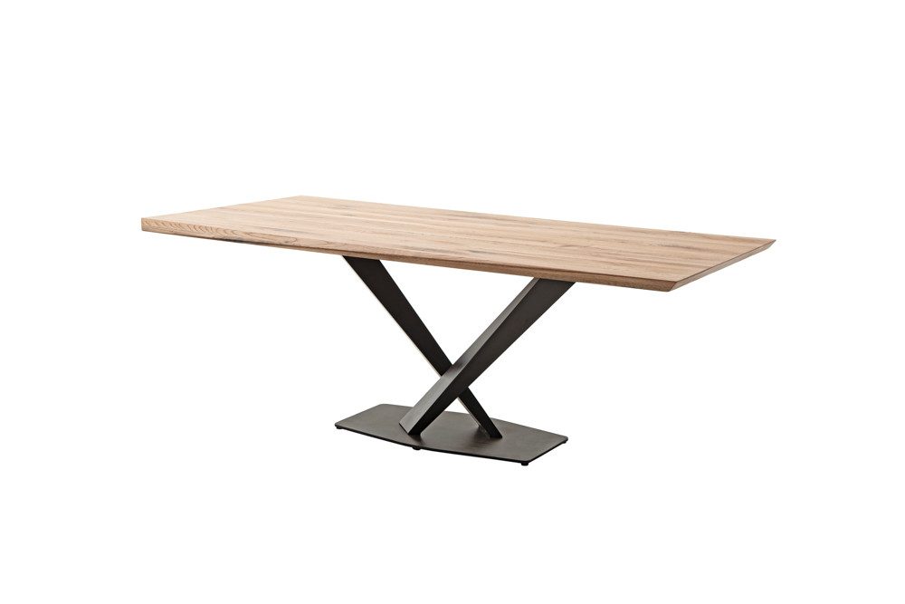 MCA furniture Esstisch
