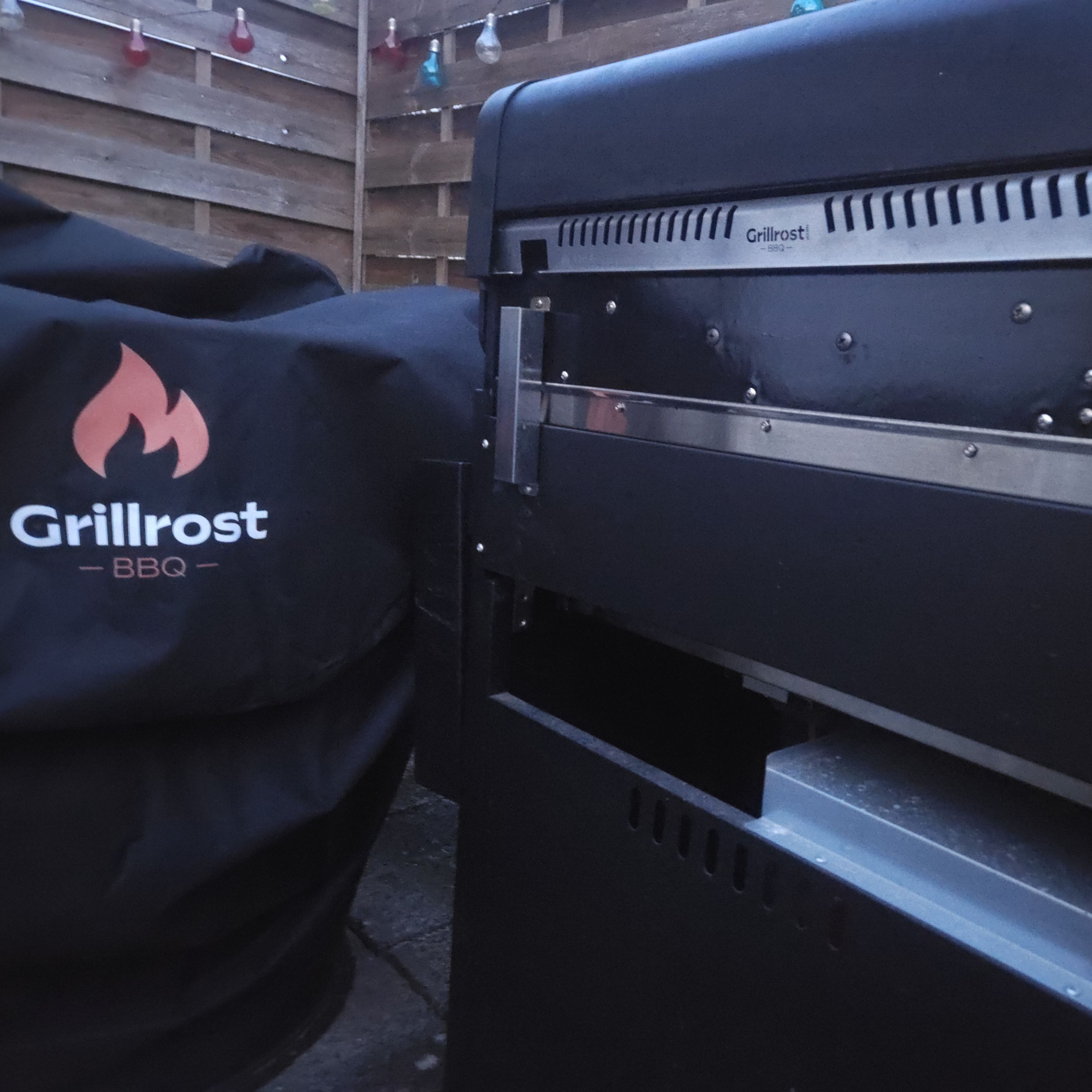 Grillrost.com BBQ Grillrost BBQ Windabweiser Enders Monroe Pro 4, Made in Germany