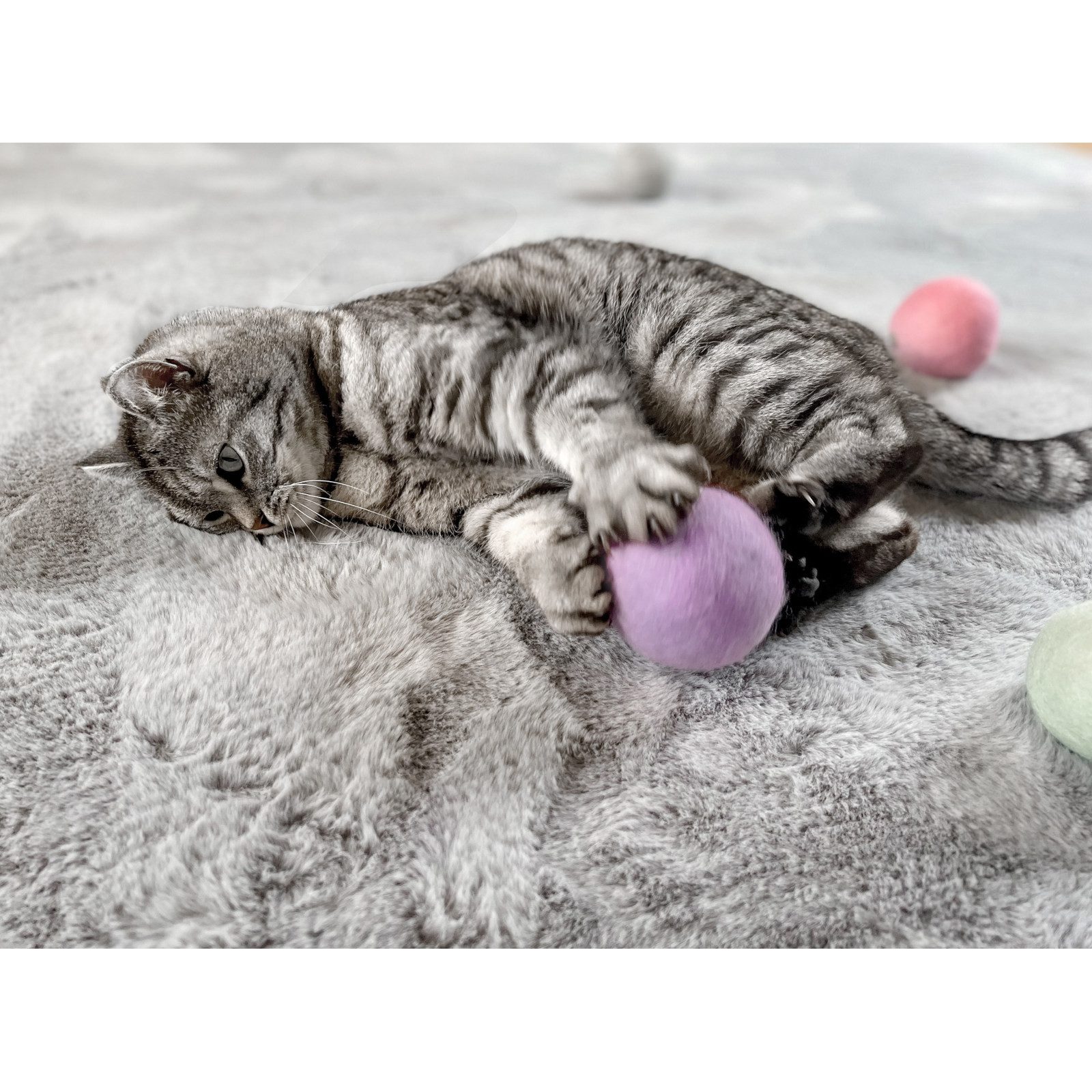Aumüller Tierball natürliches Katzenspielzeug, 1 Stück, Wollfilzkugel