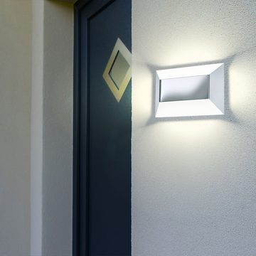 EGLO Außen-Wandleuchte, Leuchtmittel inklusive, Warmweiß, LED Außen Wand Leuchte Garage Haus Lampe Weg Beleuchtung IP44 Chrom