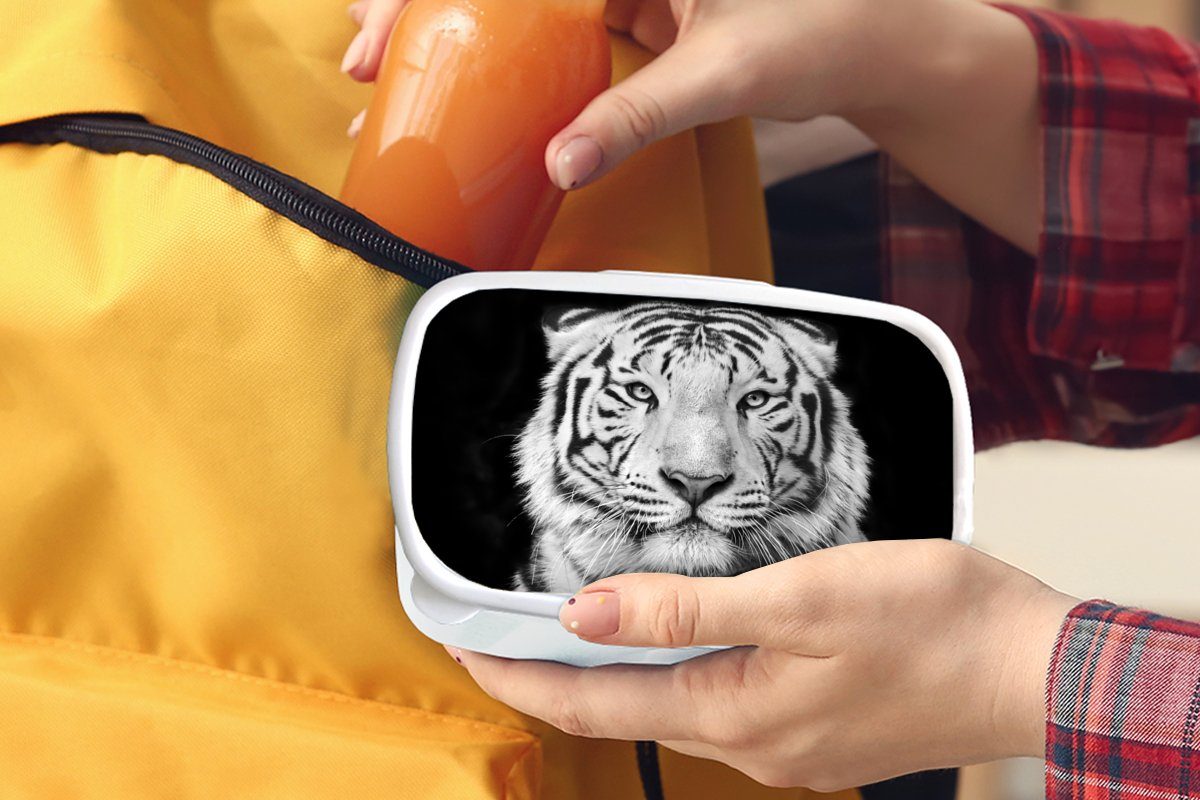 MuchoWow Lunchbox Schwarz Brotdose, - Porträt und - Mädchen Brotbox Tiger - (2-tlg), Kinder und Erwachsene, Tiere, Jungs für Weiß - Kunststoff, für