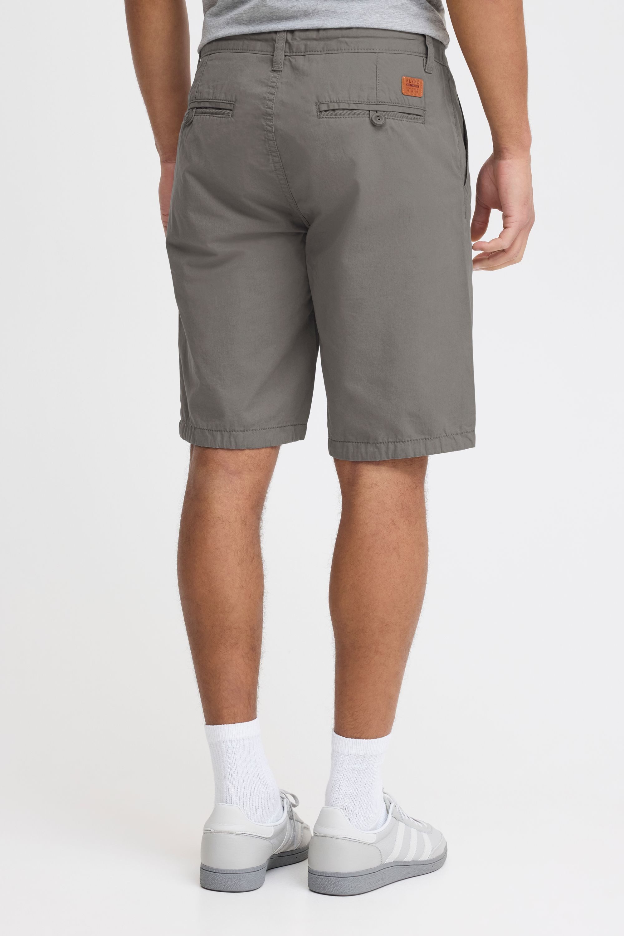 Blend Chinoshorts BHKaito Chino Shorts mit weißen Kontrastkordeln
