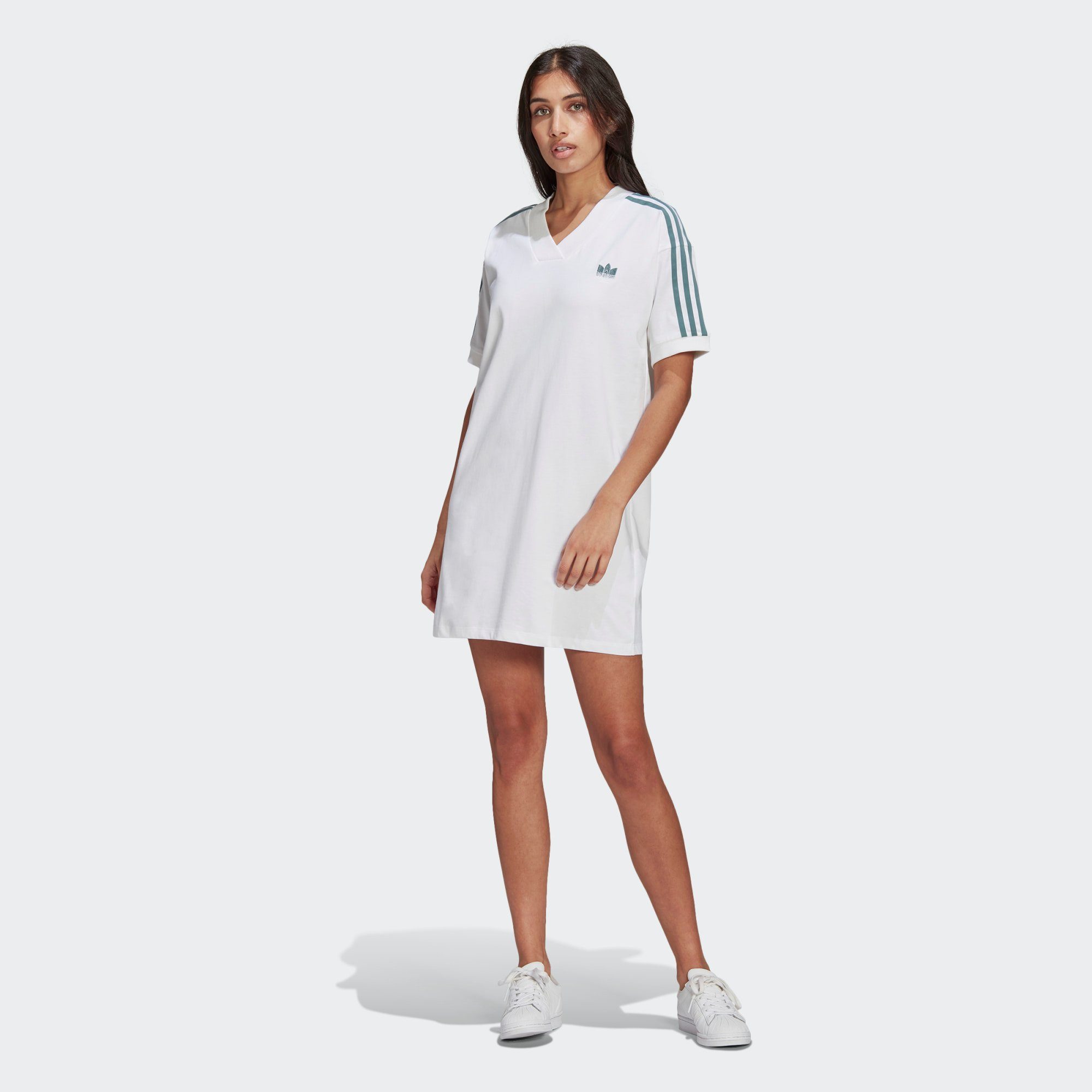 adidas Originals Shirtkleid »adicolor 3D Trefoil T-Shirt-Kleid« online  kaufen | OTTO